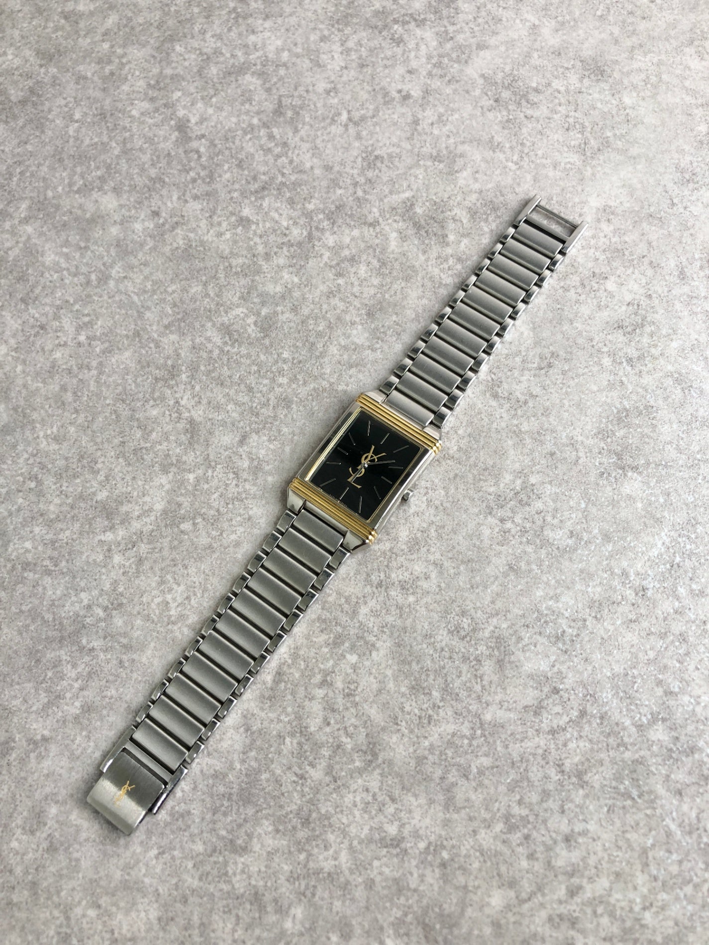 Yves Saint Laurent YSL Logo Watch Silver 5421-H04724Y Vintage 236tmu