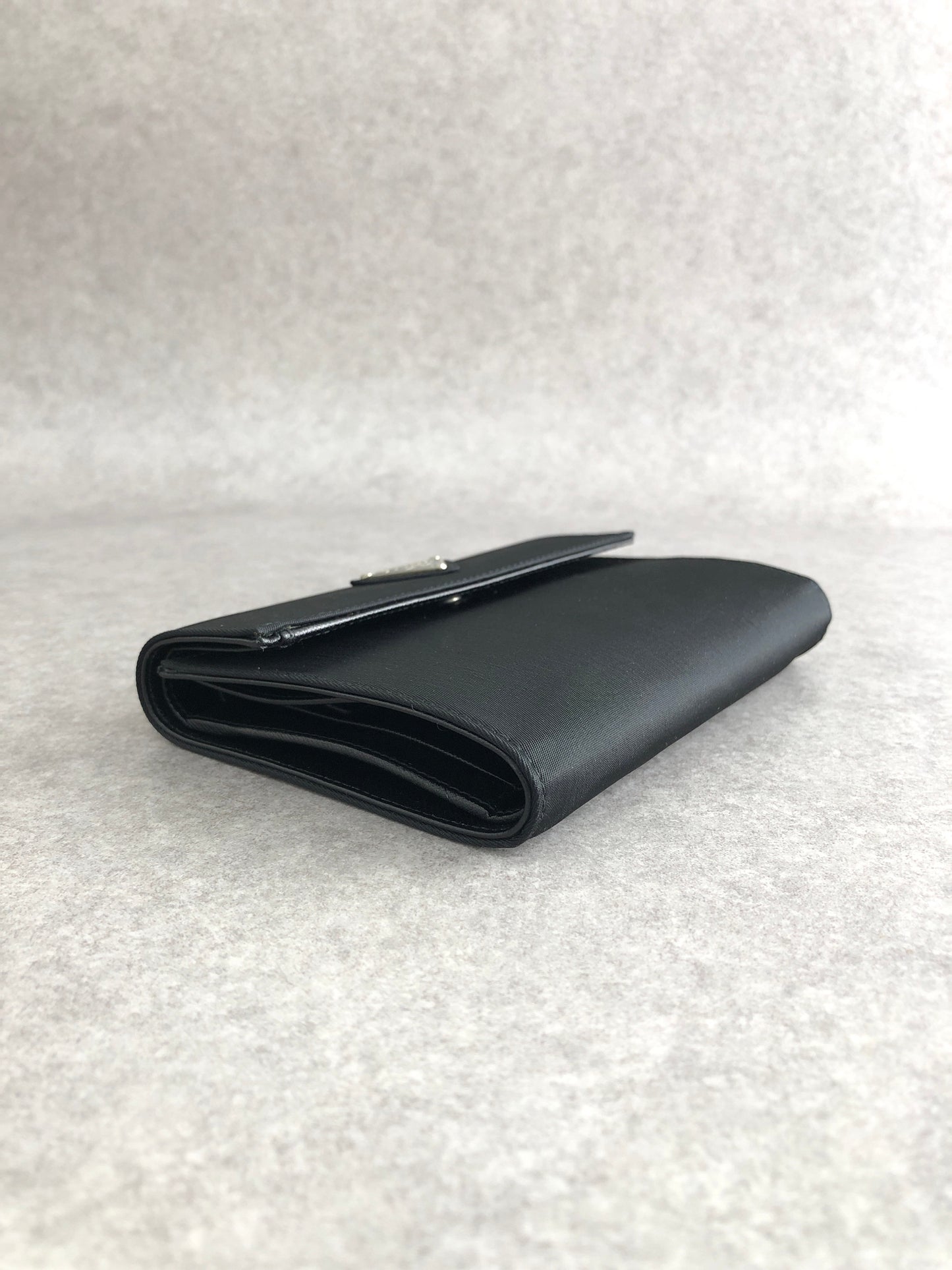PRADA Triangle Logo Trifold Wallet Black Vintage kiyi6h