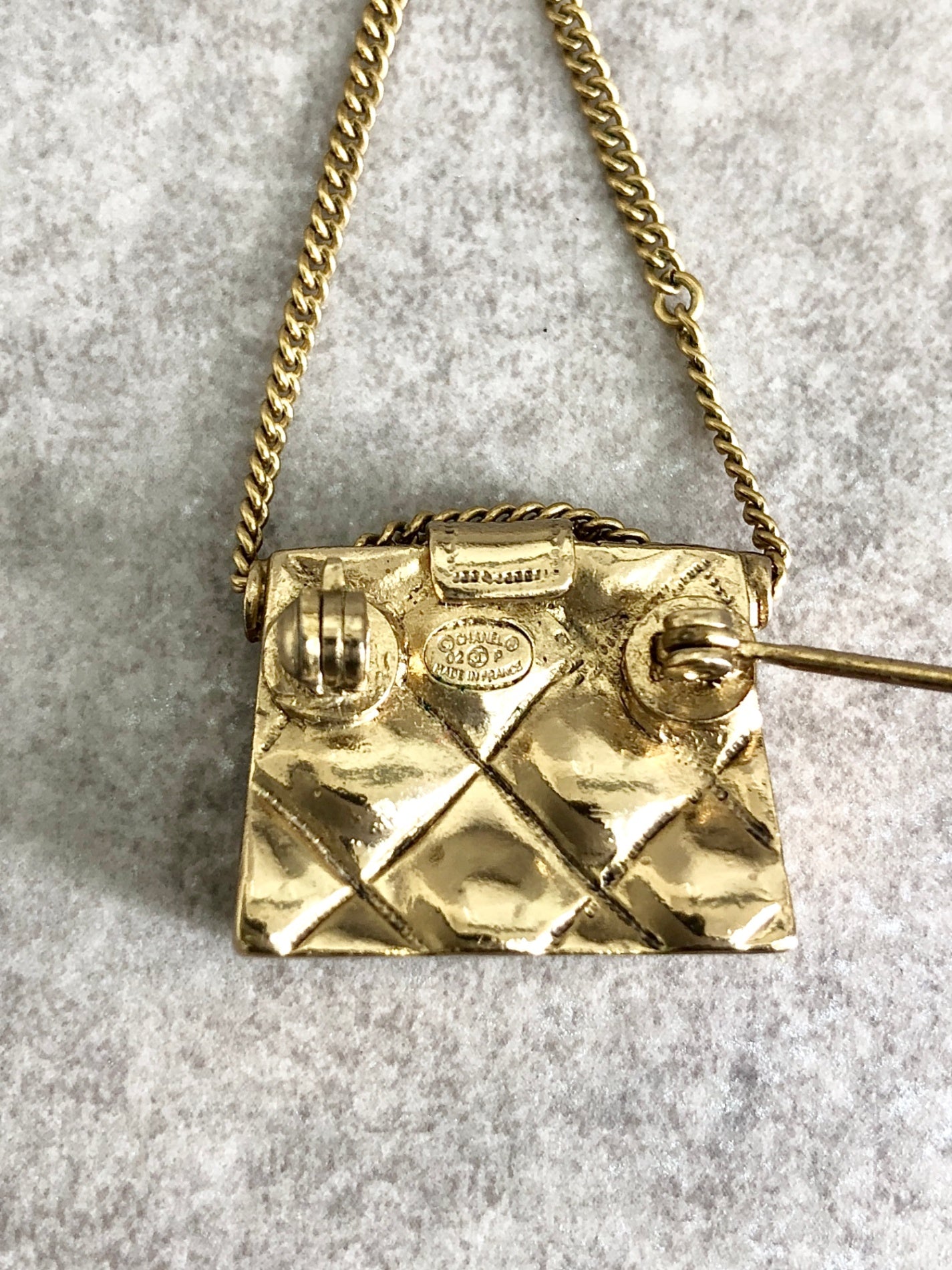 CHANEL Matelasse Coco Mark Brooch Gold Vintage stizpw