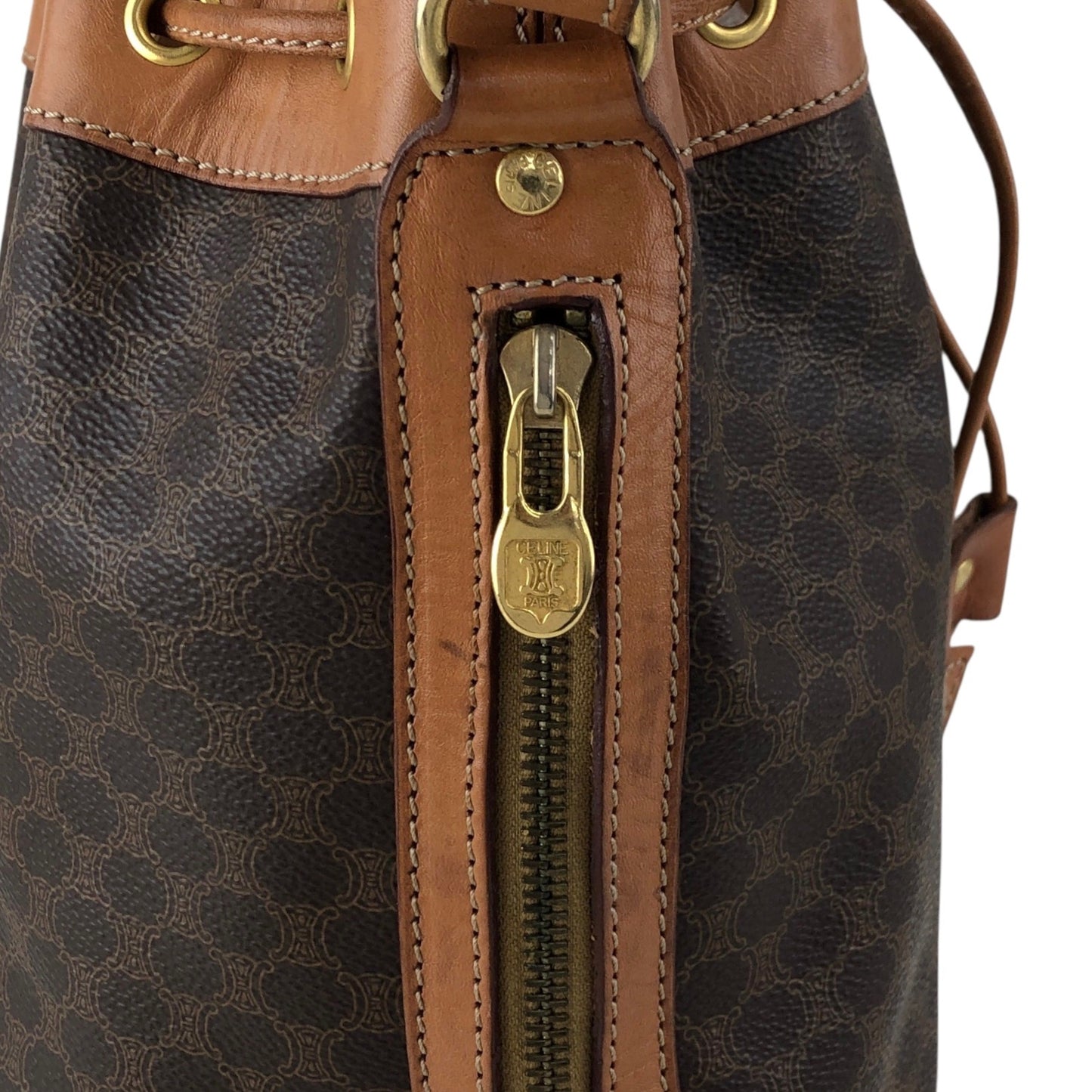 CELINE Macadam Blason Drawstring Shoulder bag Brown Vintage 7ce2it