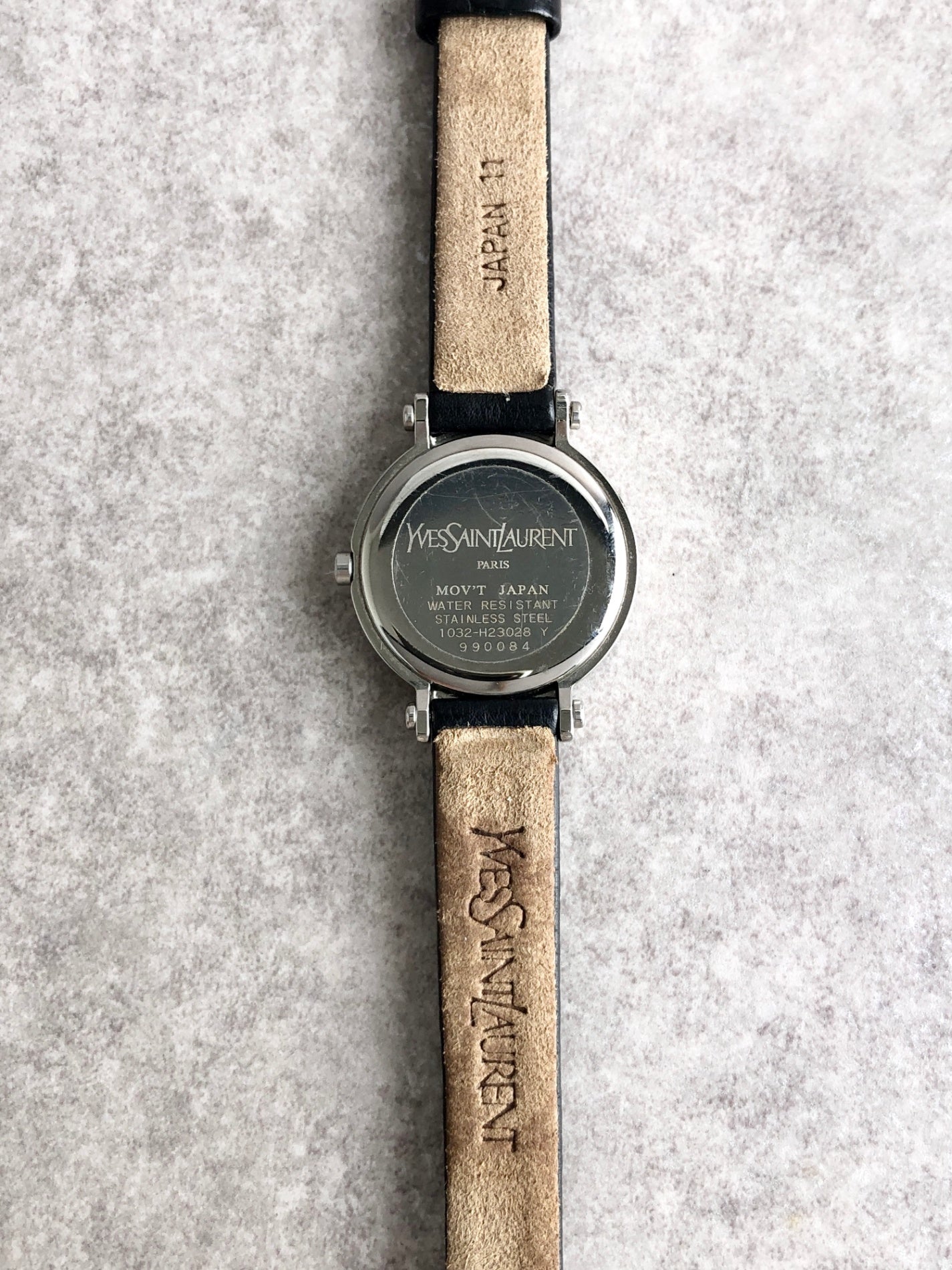 Yves Saint Laurent Logo Quartz Watch Silver×Black 1032-H23028 Vintage vvpej5