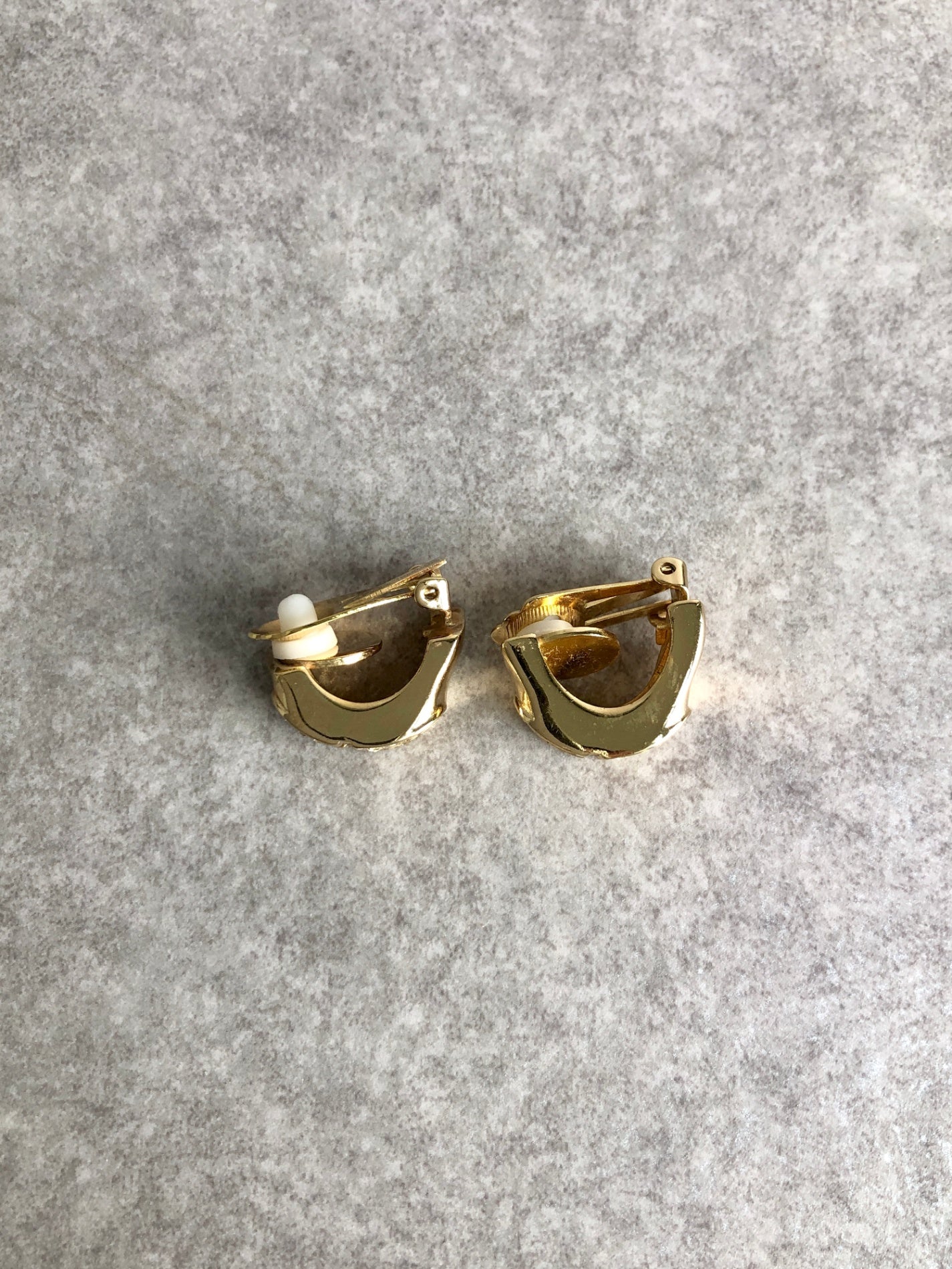 Christian Dior CD Logo Rhinestone Earrings Gold Vintage iu7irr