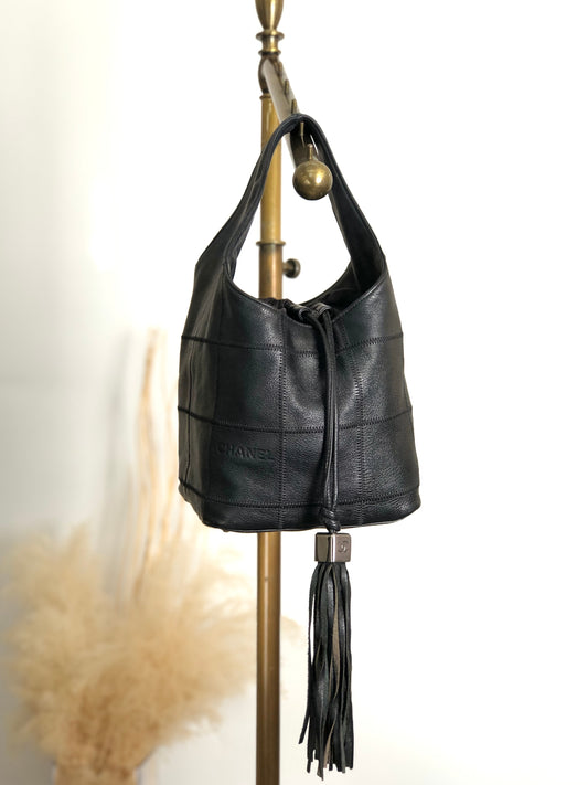 CHANEL Chocolate Bar Tassel Handbag Black A19981 Vintage fxmceh