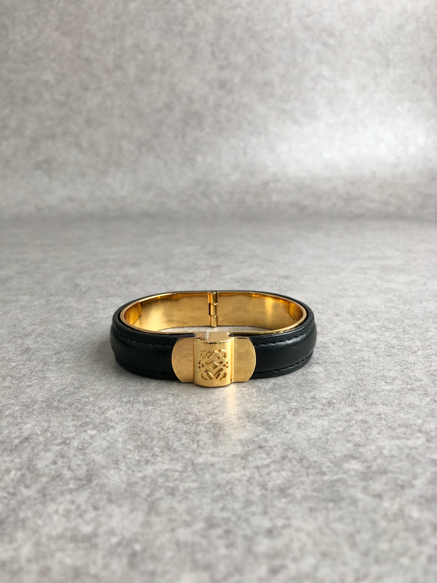LOEWE Anagram Bangle Black×Gold Vintage 3pc2jj