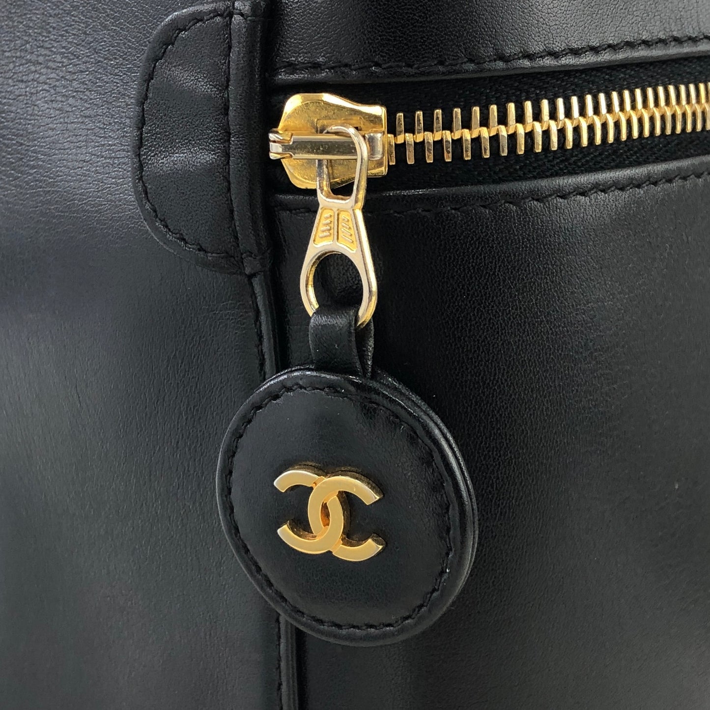 CHANEL Bicolore Lambskin Small Handbag Vanity bag Vintage v3uefp