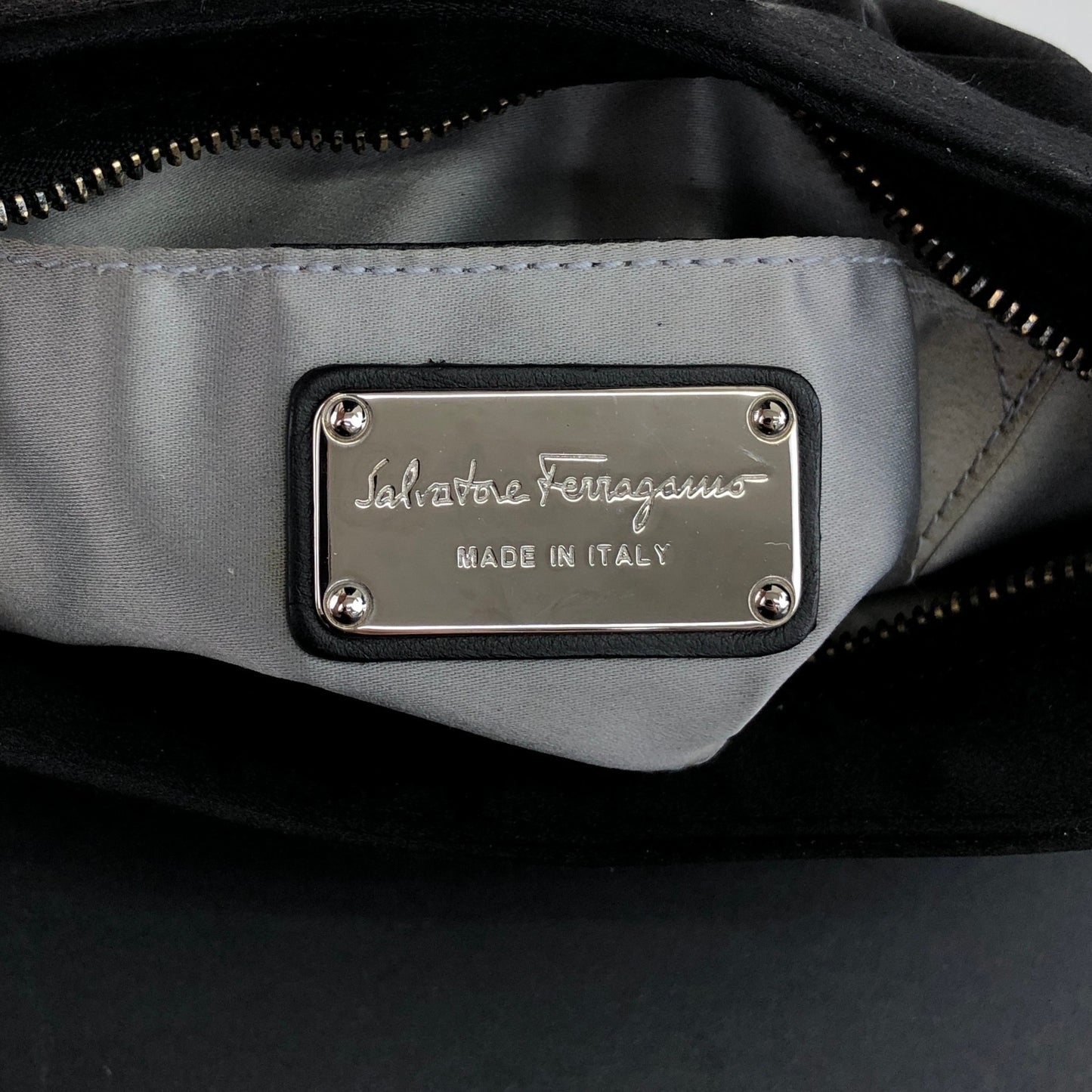 Salvatore Ferragamo Gancini Rhinestone Chain Shoulder bag Black Vintage nibfdw