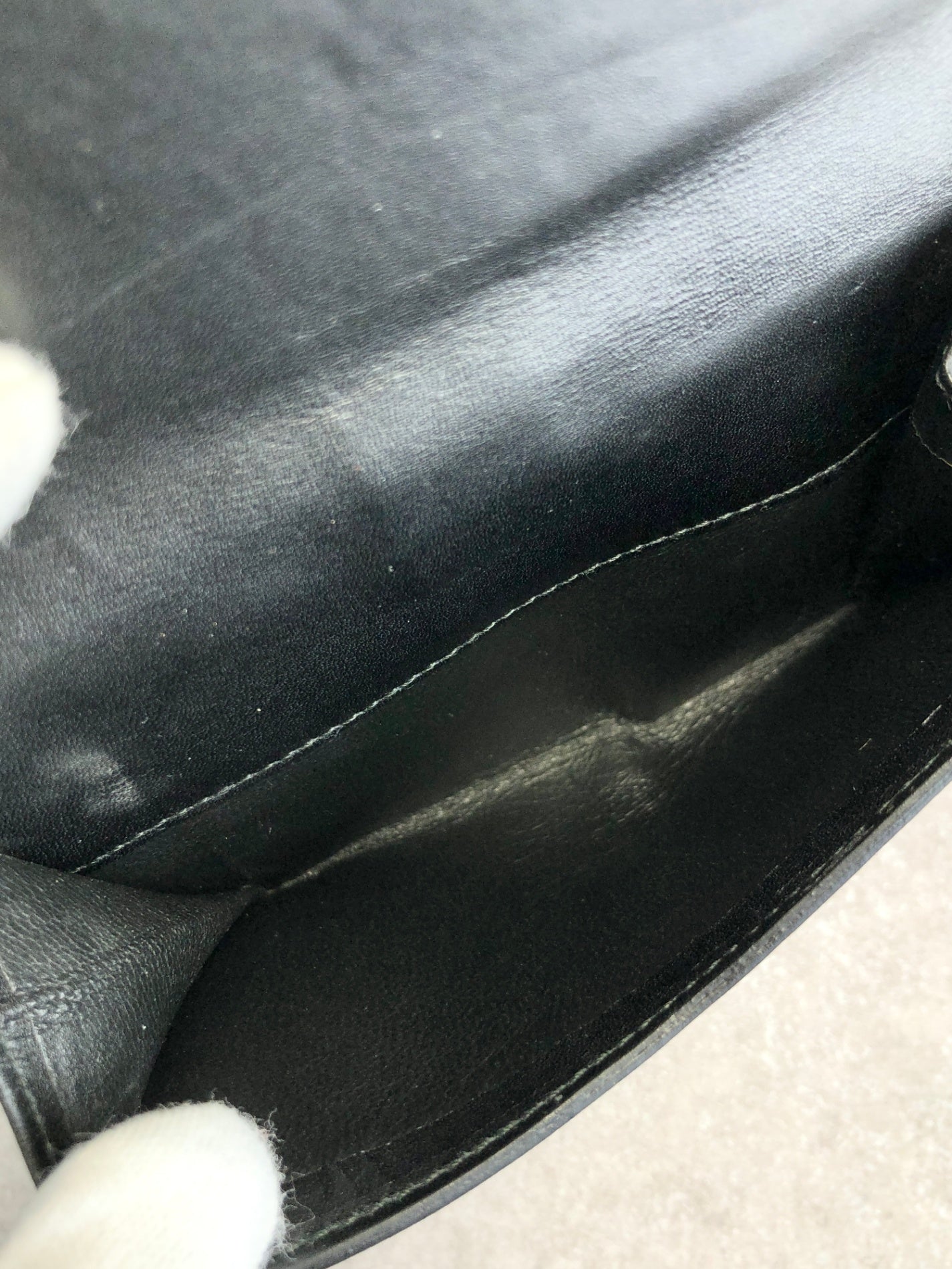 GUCCI 標誌折疊錢包 黑色 復古 254tg8