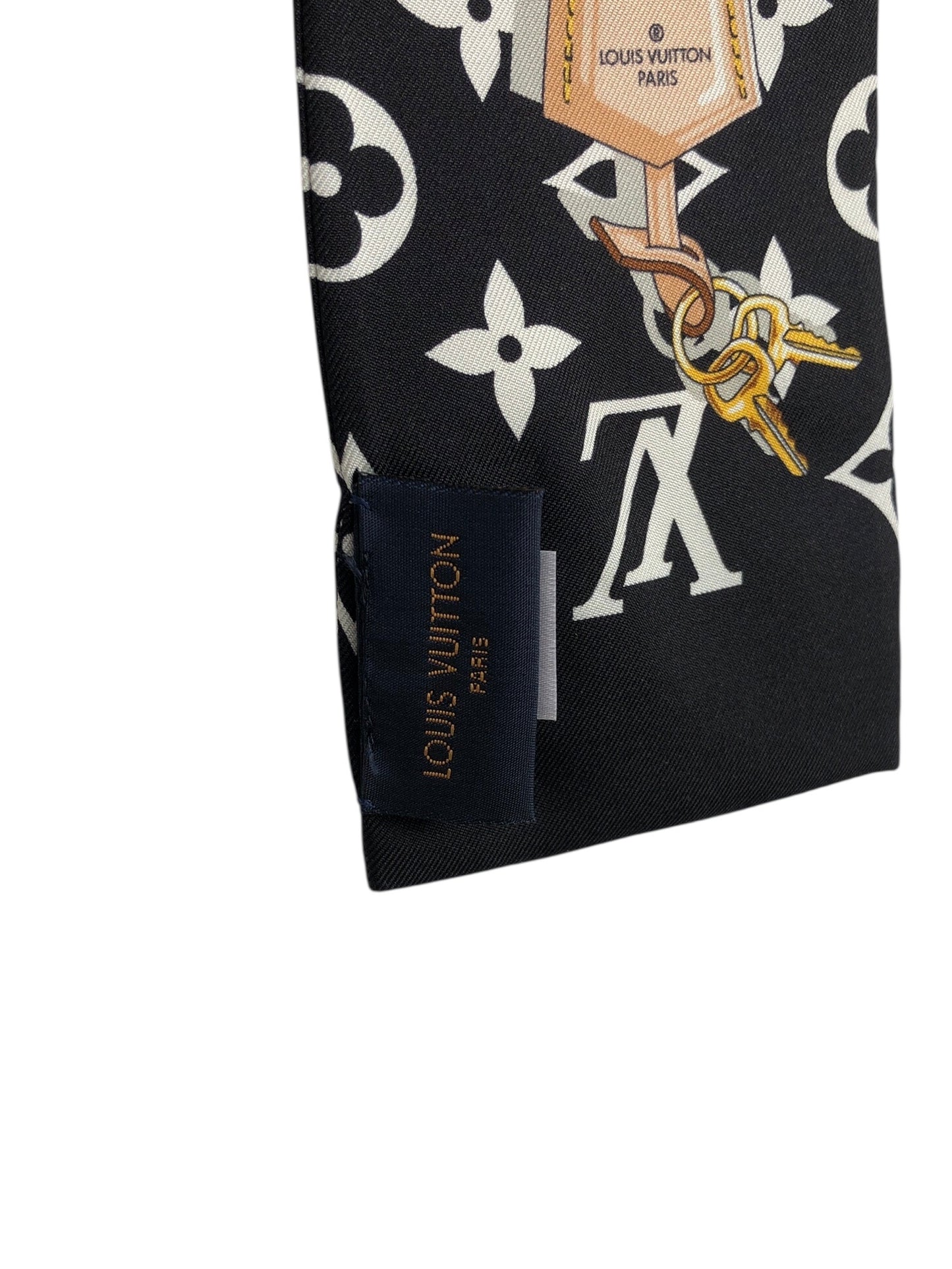 LOUIS VUITTON Monogram Silk Scarf Black×White Vintage un2uwf