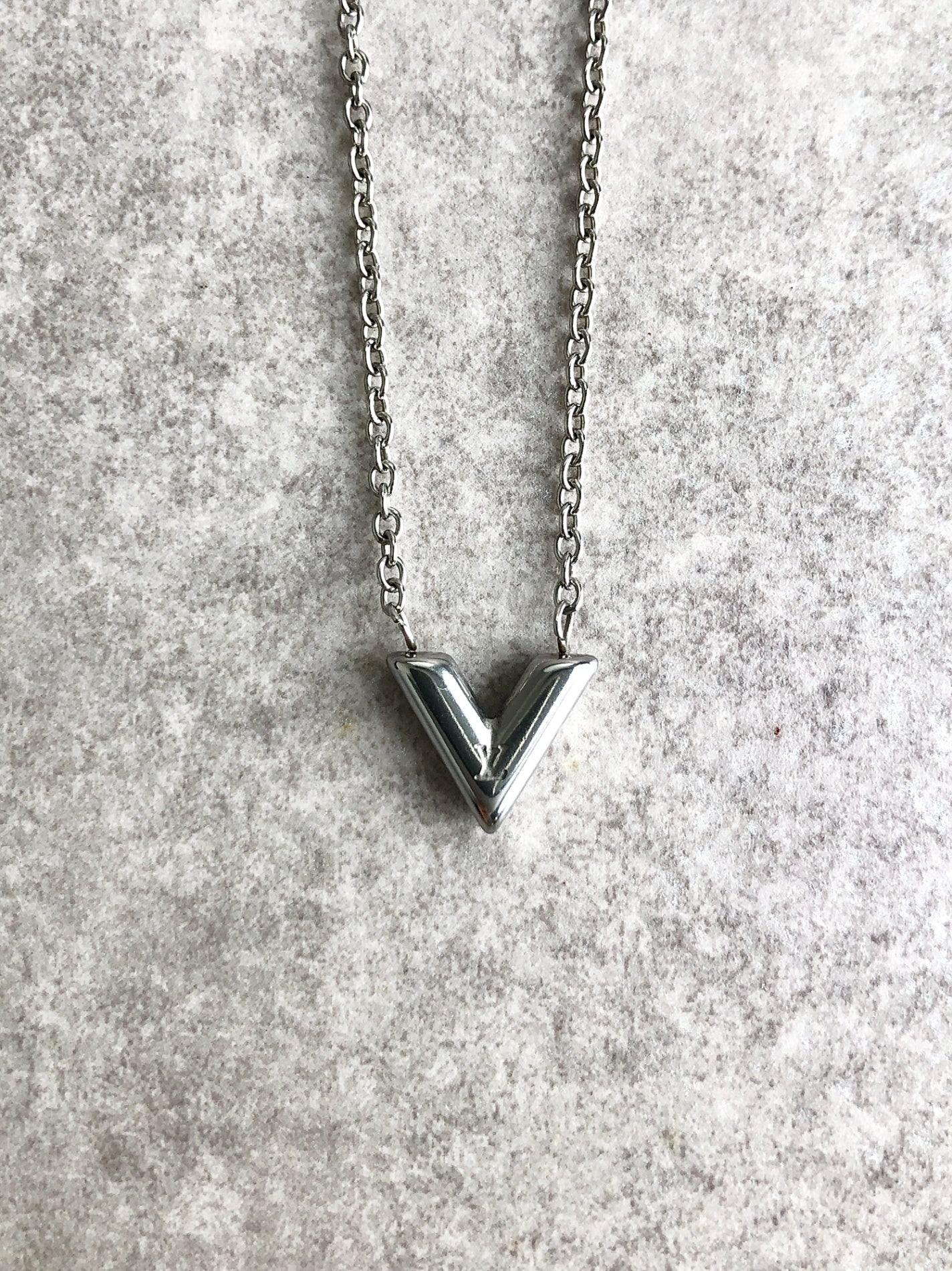 LOUIS VUITTON Necklace Silver Vintage wttc8c