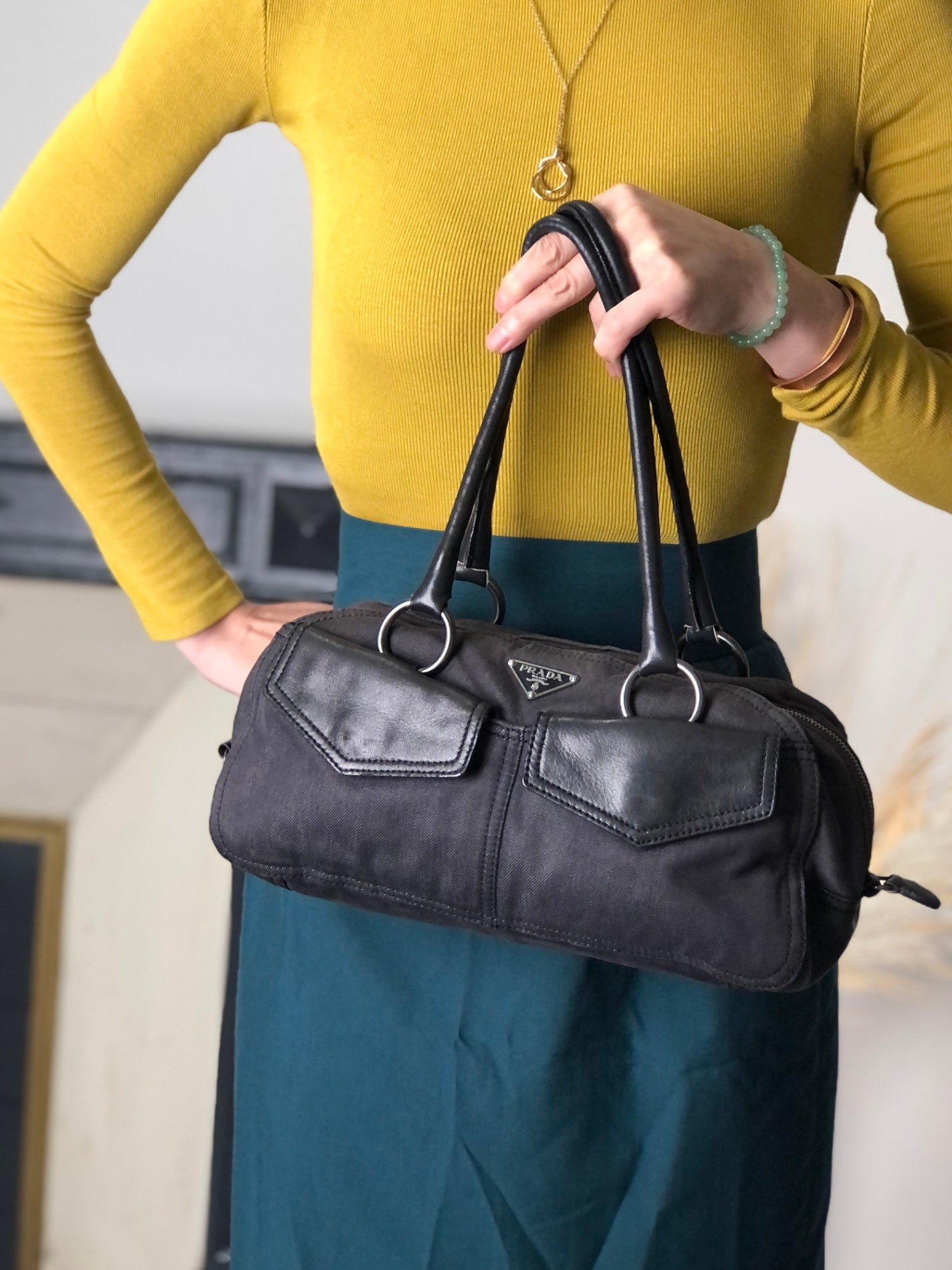 PRADA Triangle Logo Front Pocket Small Boston bag Handbag Black Vintage 7uz66d