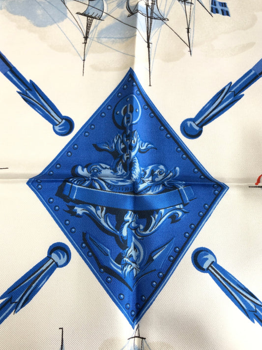 HERMES Silk Scarf White×Blue Vintage avkayp