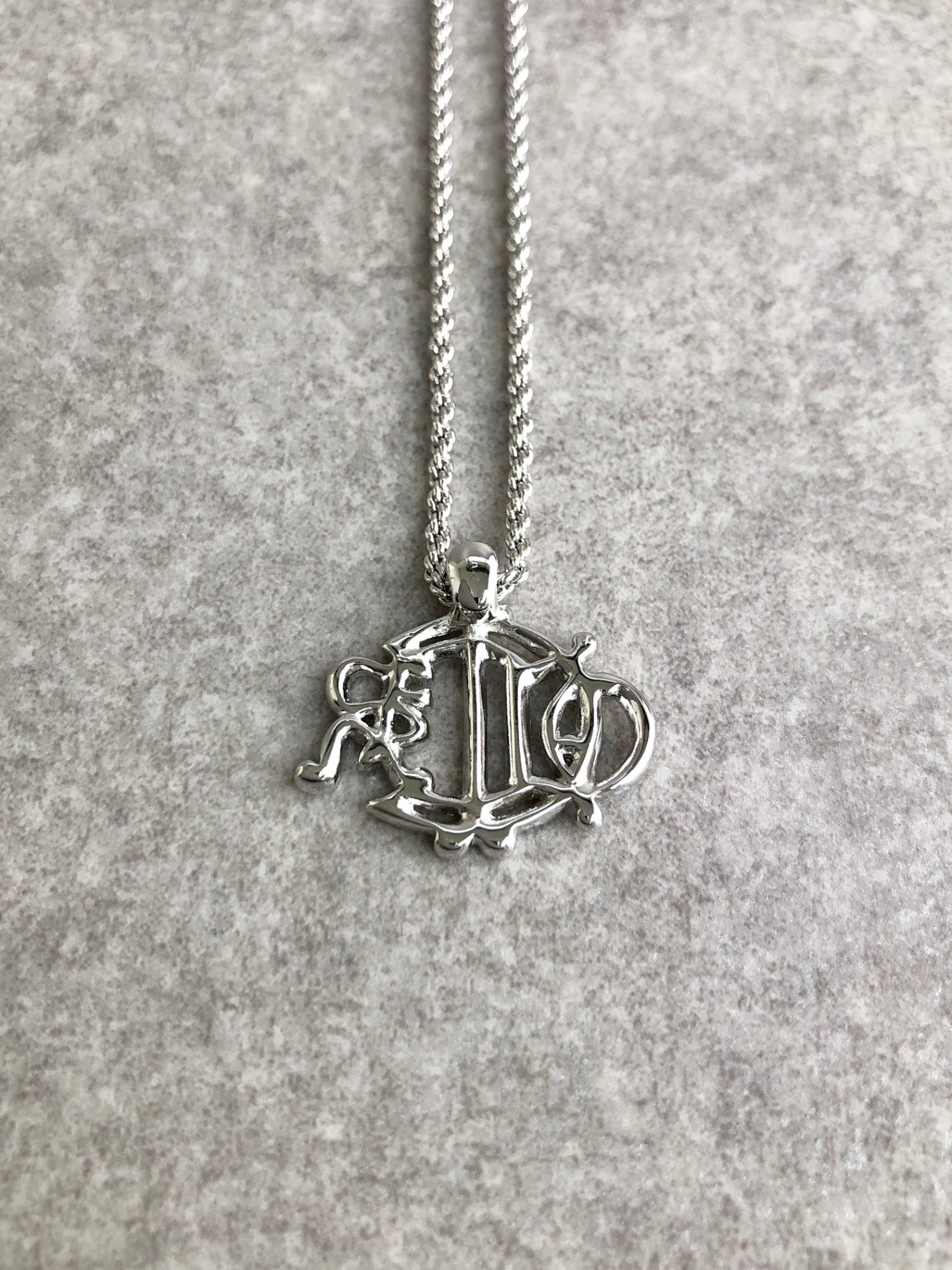 Christian Dior Emblem Necklace Silver Vintage cdz3bm