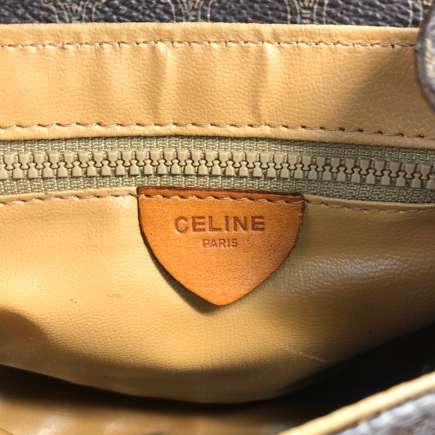 CELINE Macadam Blason Front Buckle Shoulder bag Brown Vintage msur28