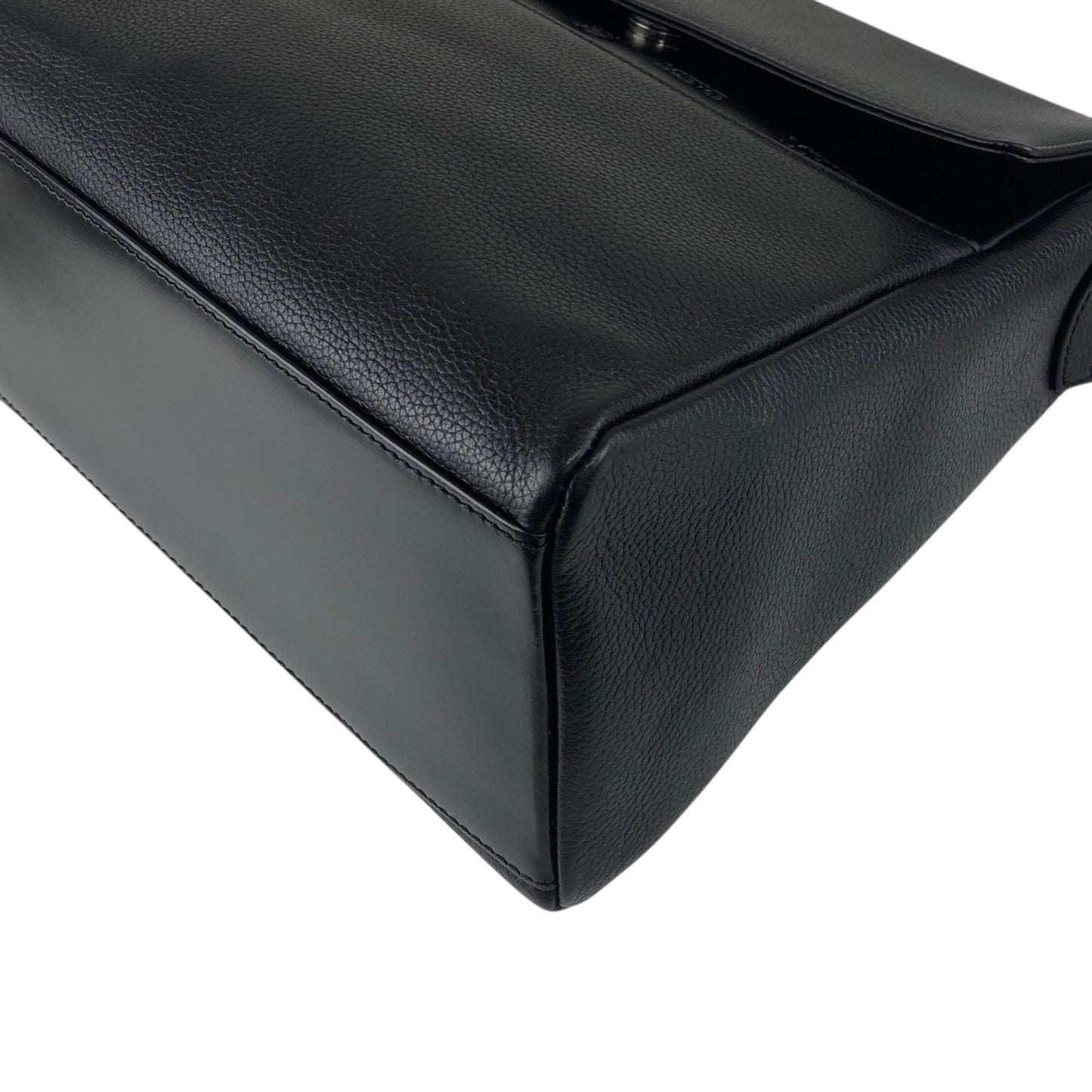 LOEWE Logo Embossed Shoulder bag Black Vintage ni55eb
