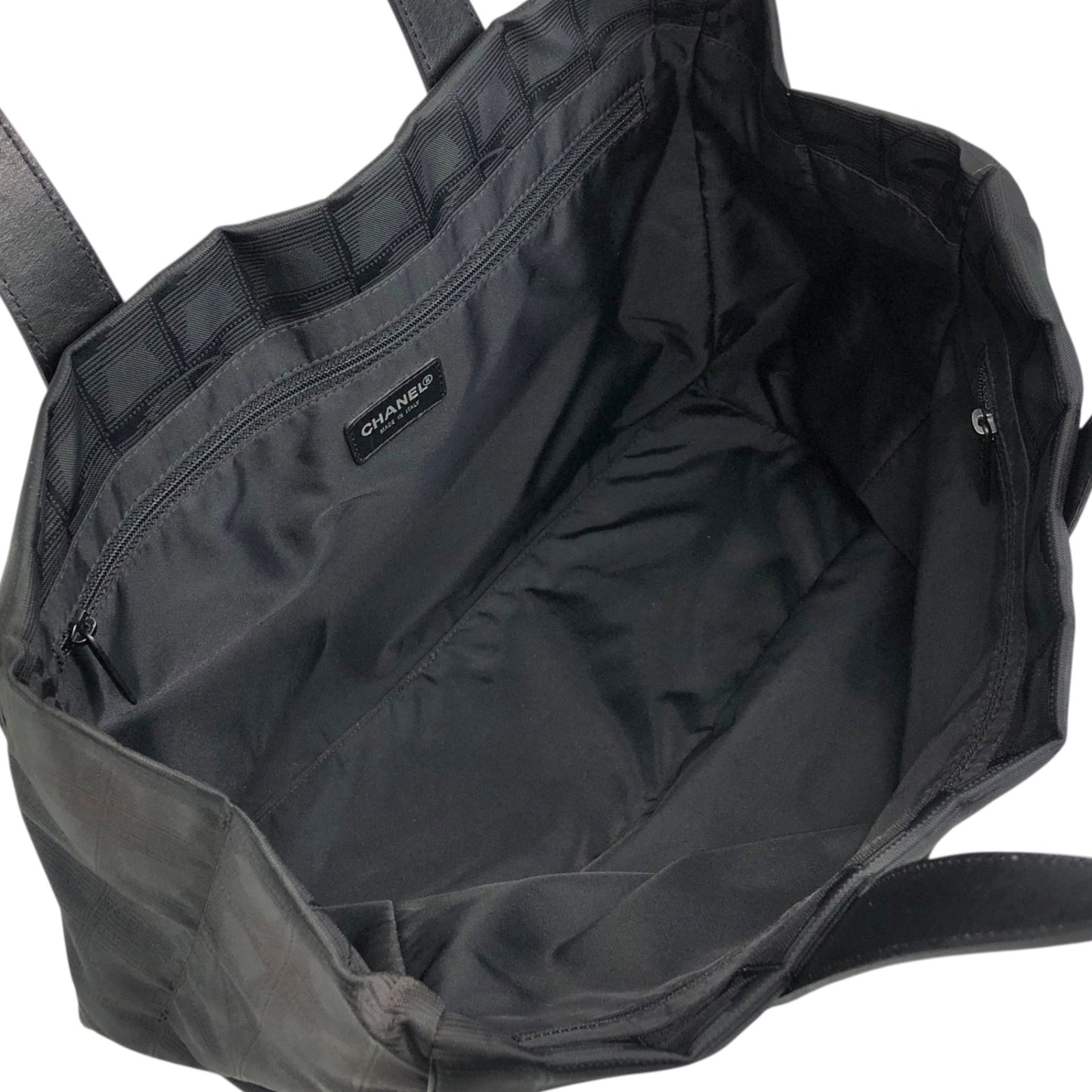 CHANEL New Travel Line Totebag Black Vintage j88xfn