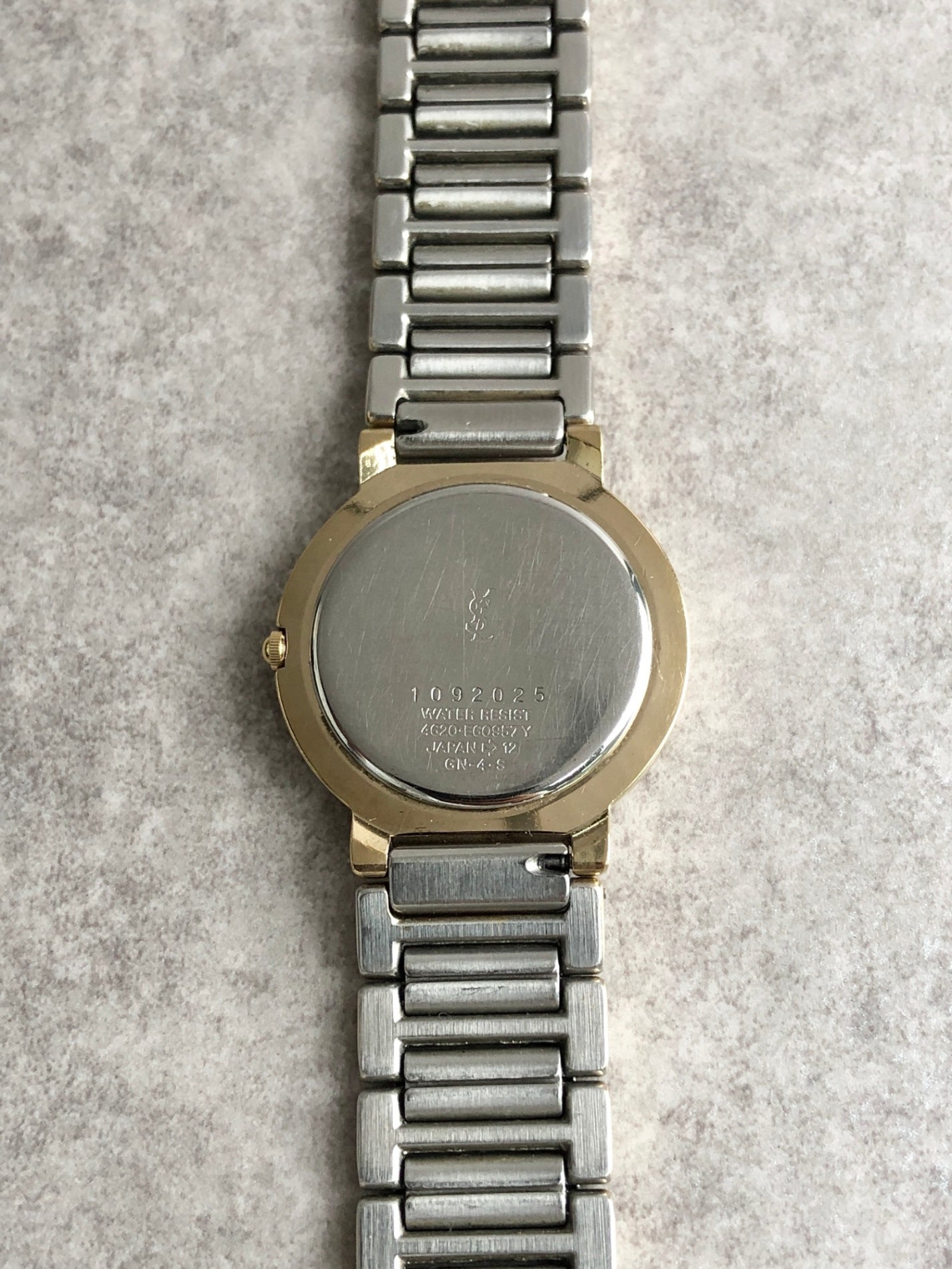 Yves Saint Laurent YSL Logo Quartz Watch Silver×Gold 4620-E60657Y Vintage 6iv5j7