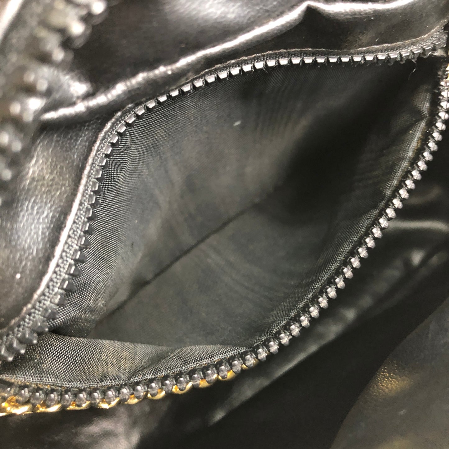 CELINE Triomphe Chain Shoulder bag Black Vintage n8k45k