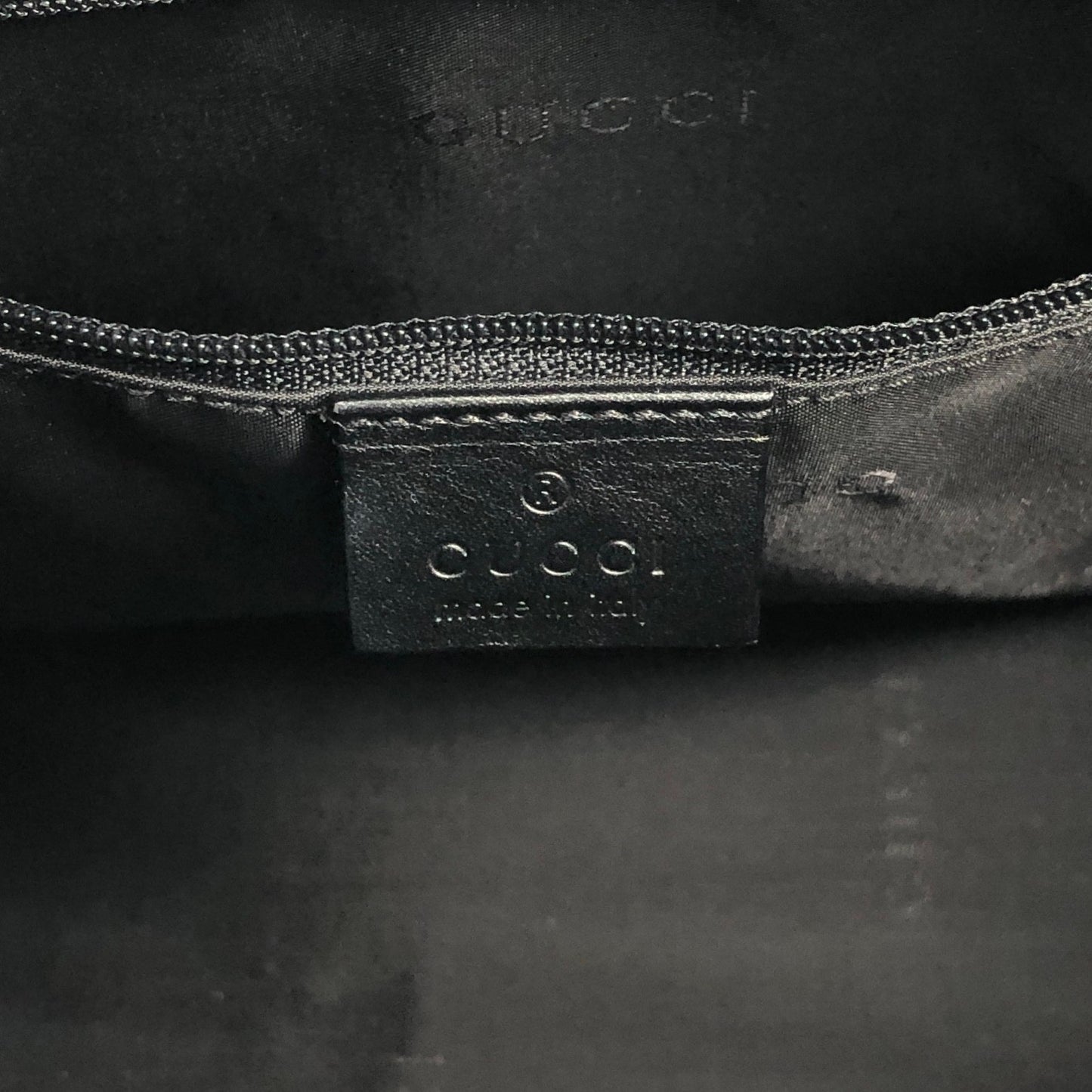 GUCCI Logo Shoulder bag Black Vintage rwdkrz