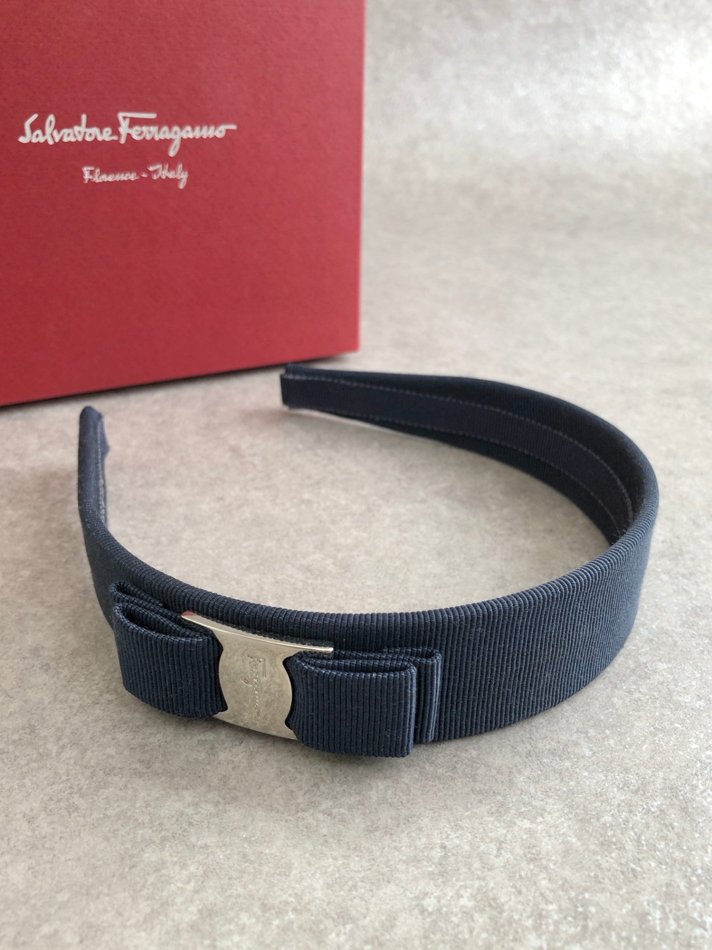 Salvatore Ferragamo Ribbon Motif Headband Navy Vintage tkaw42