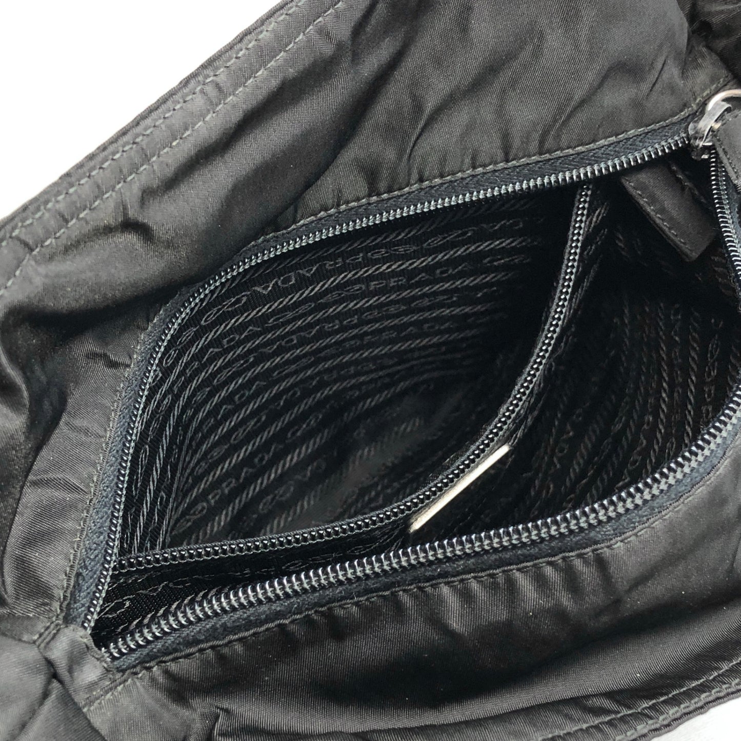 PRADA Triangle Logo Totebag Black Vintage z3ewpi