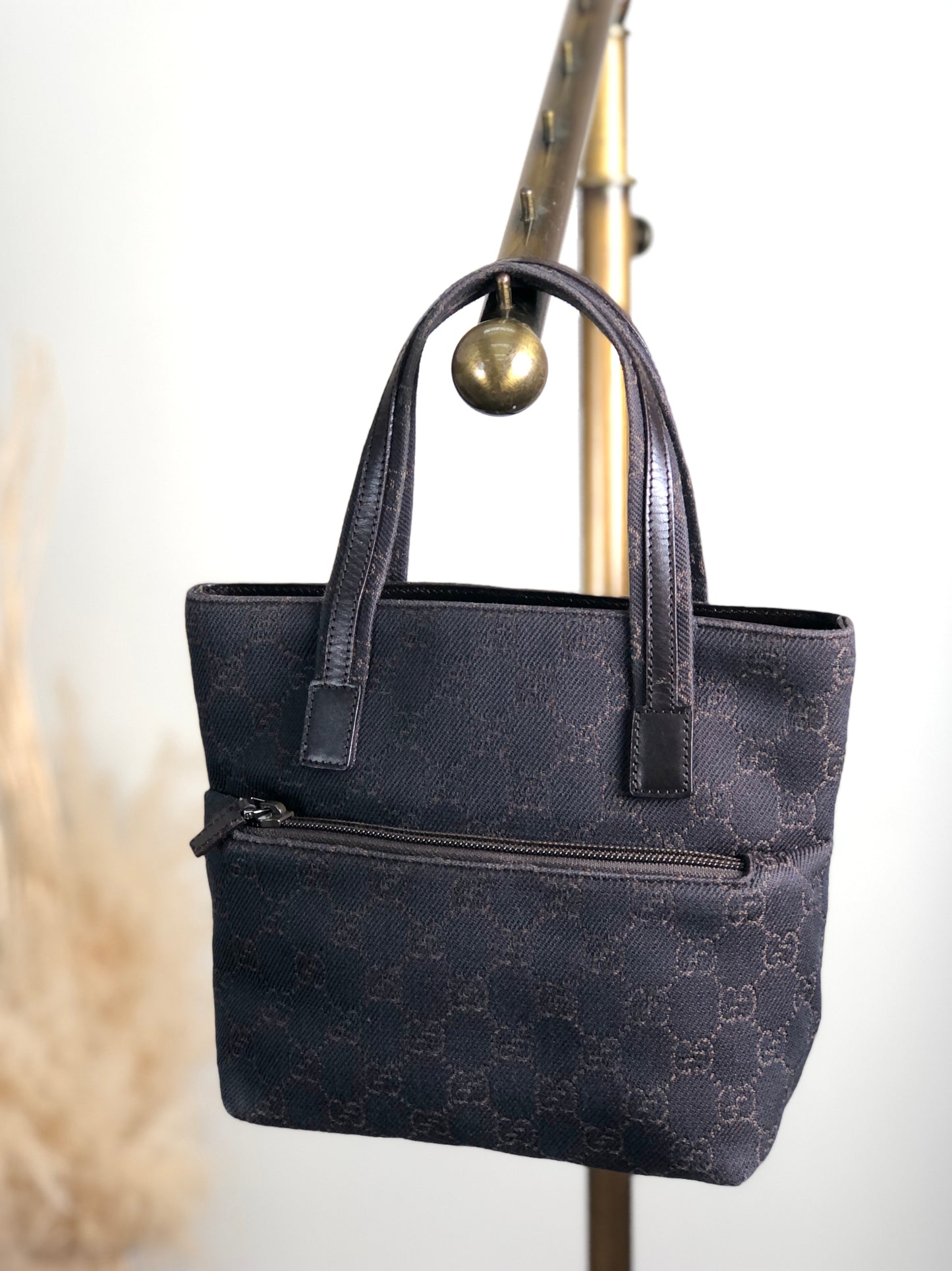 GUCCI GG Canvas Handbag Brown Vintage rvtuey