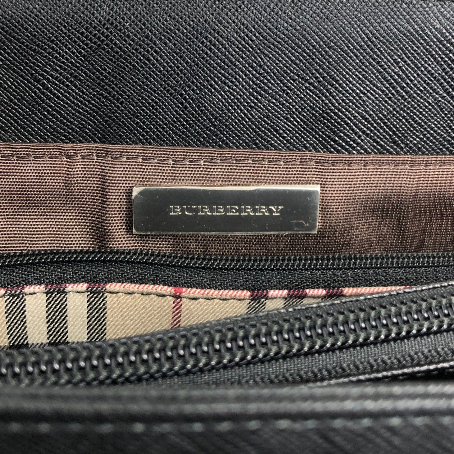 BURBERRY Logo Handbag Black Vintage 23ttty