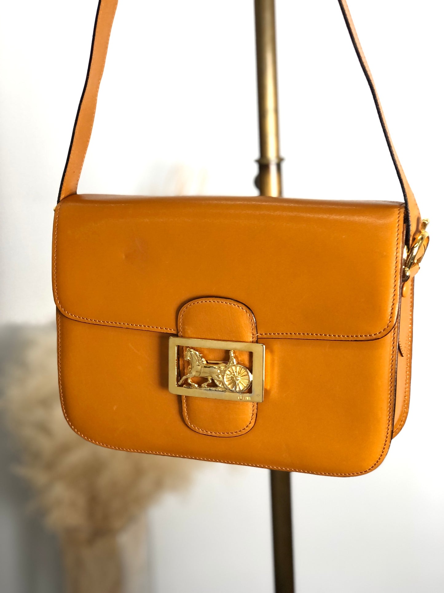 CELINE Horse Carriage Shoulder bag Camel Vintage uv4ggf