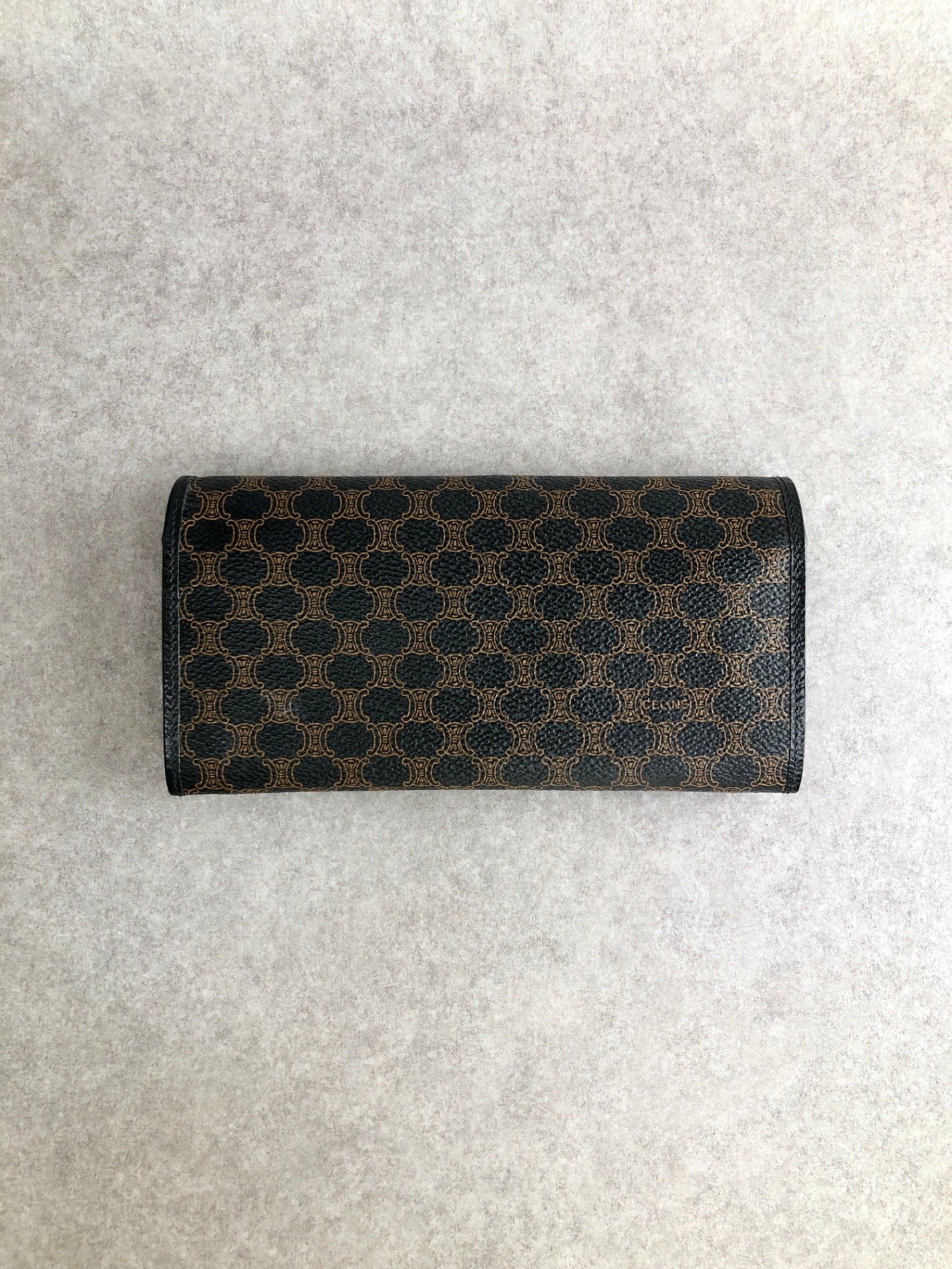 CELINE Macadam Blason Long Wallet Black Vintage nvvpfx