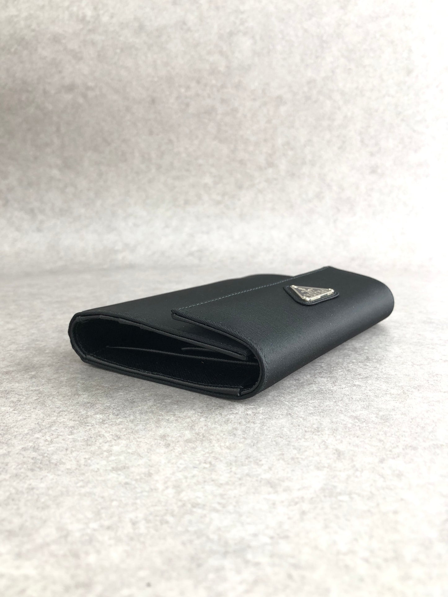 PRADA Triangle Logo Trifold Wallet Black Vintage kiyi6h