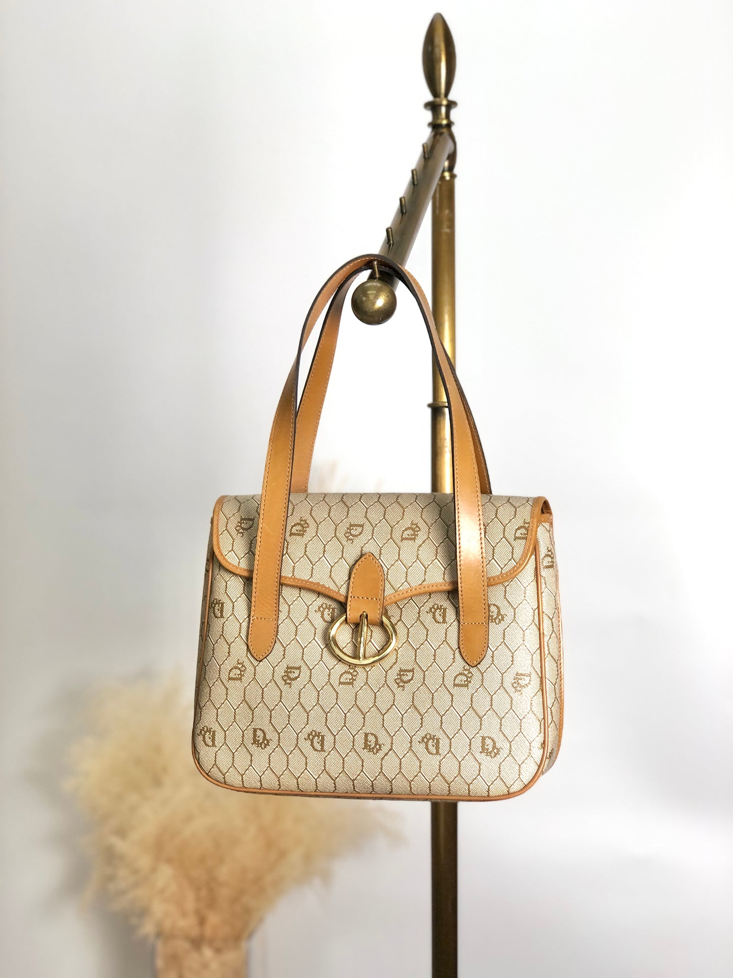 Christian Dior Honeycomb Pattern Handbag Beige Vintage 64sff4
