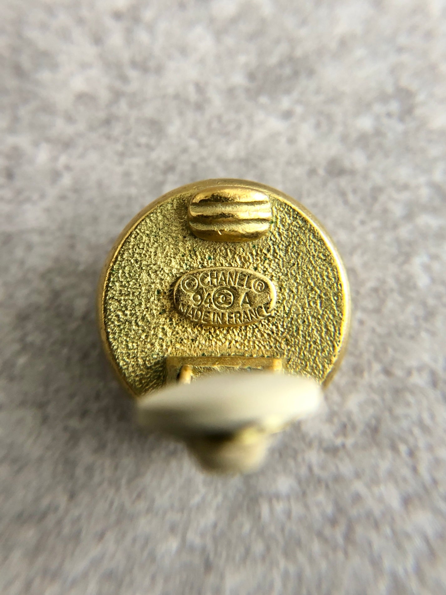 CHANEL Logo Earrings Gold Vintage vkeawm