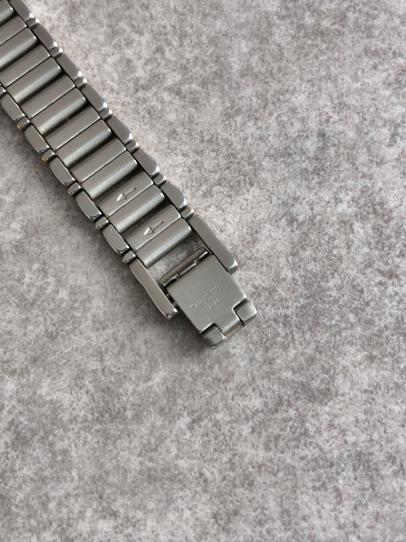 Yves Saint Laurent YSL Logo Quartz Watch Silver×Gold 5420-F45413 Vintage m3ywcg