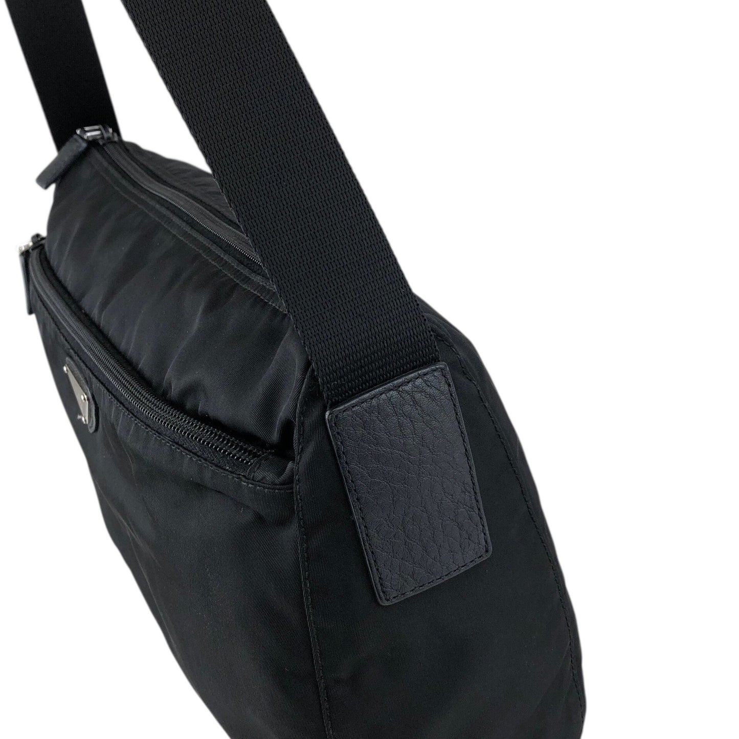 PRADA Triangle Logo Shoulder bag Black Vintage ik68if