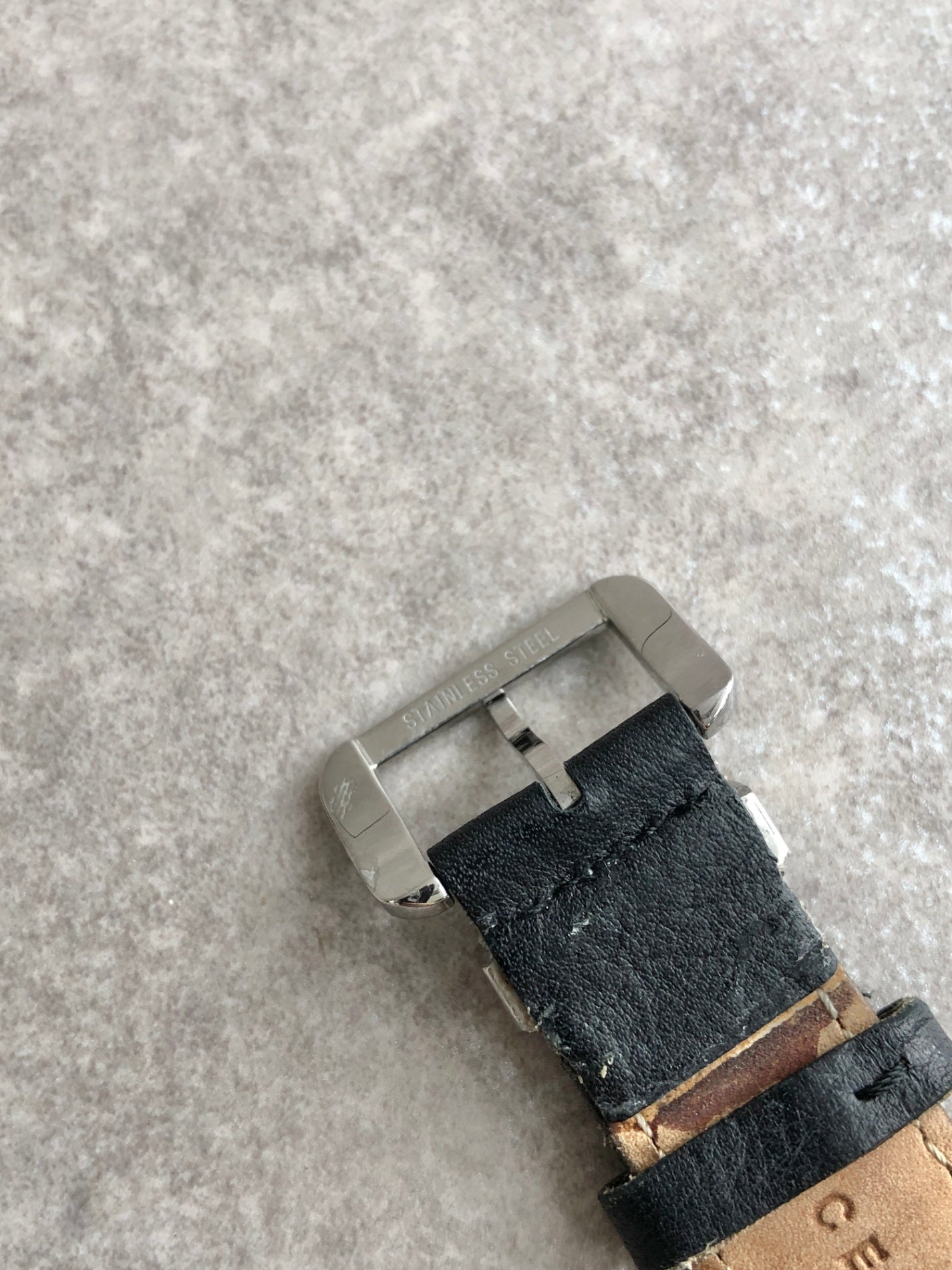 CELINE Blason Quartz Watch Black Vintage yvw3tu
