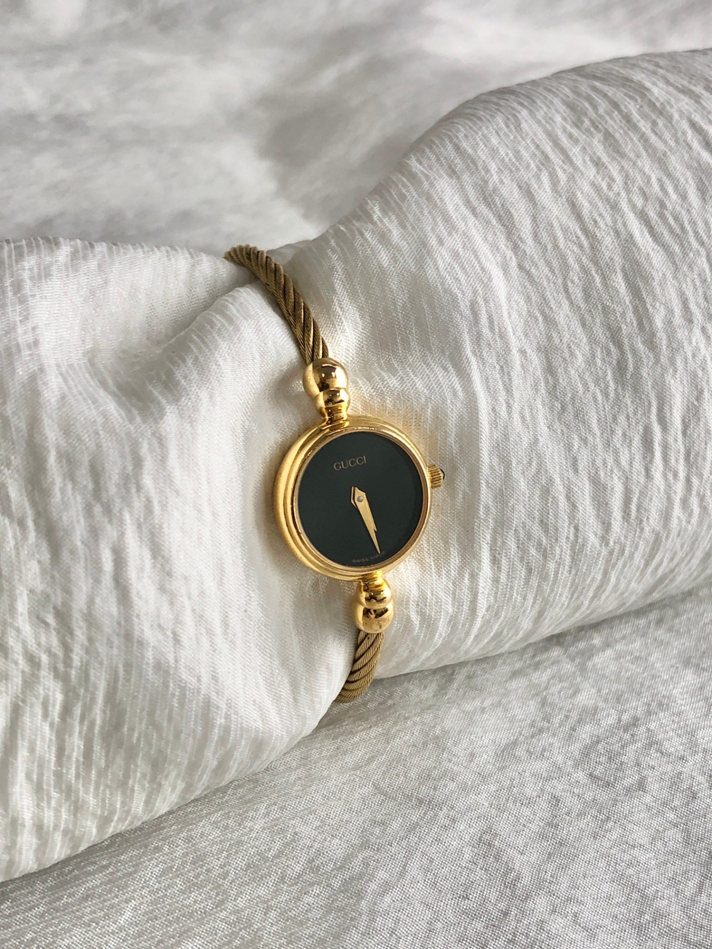 GUCCI Quartz Watch Bangle Gold Vintage 2700 4mvmkw – VintageShop solo