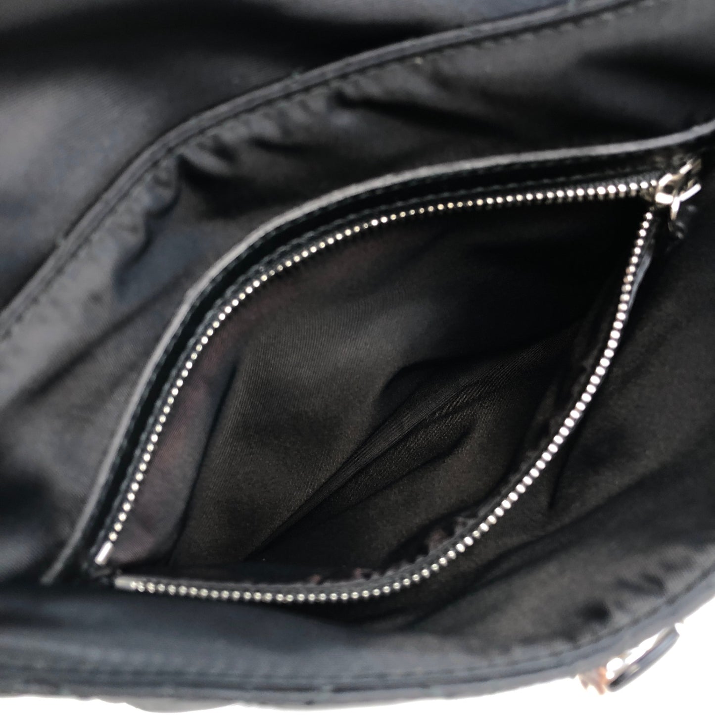 Christian Dior Cannage Logo Charm Turn Lock 單肩包 黑色 復古 swmt7e