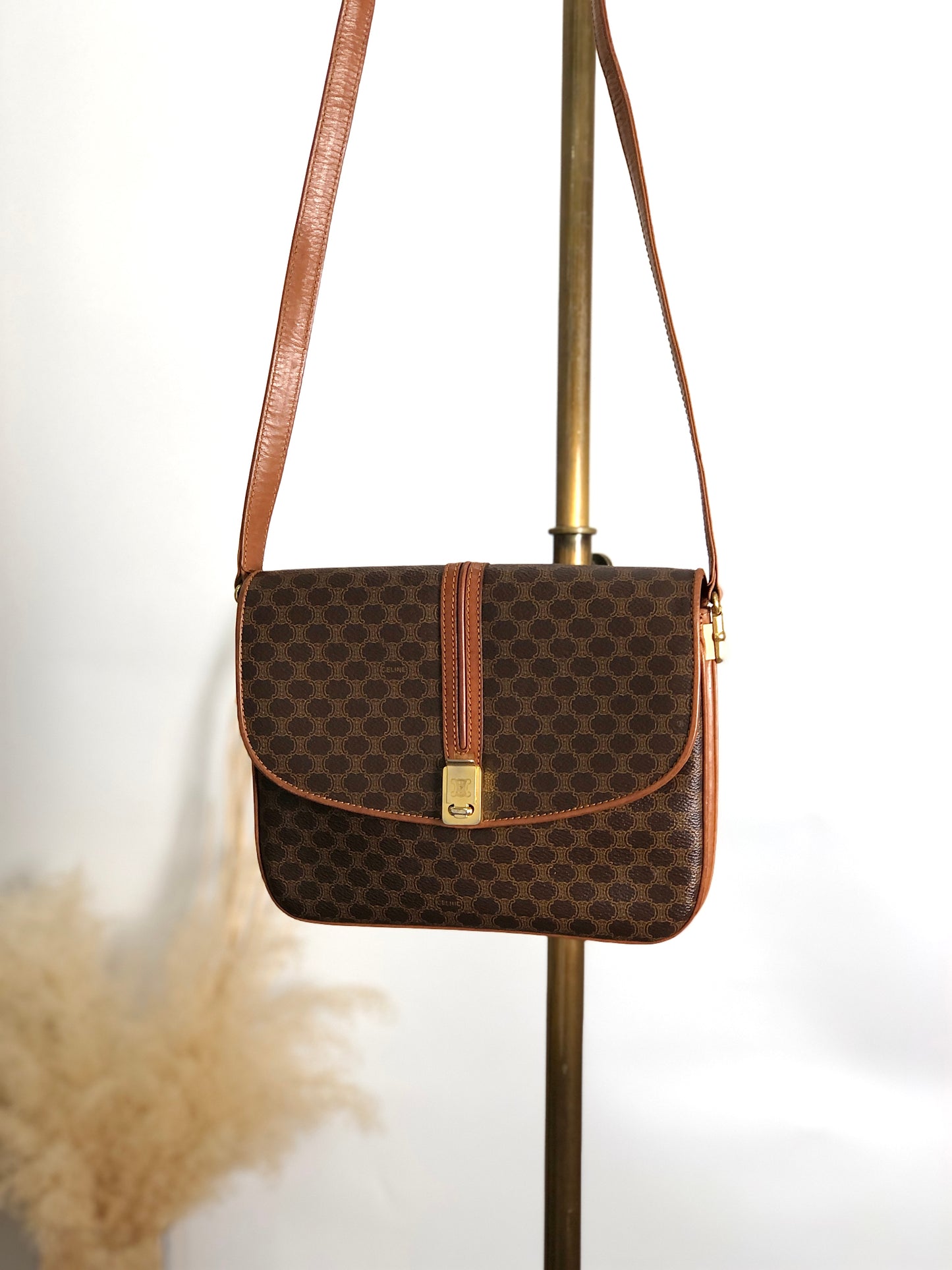 CELINE Macadam Blason Shoulder bag Brown Vintage zskyr6