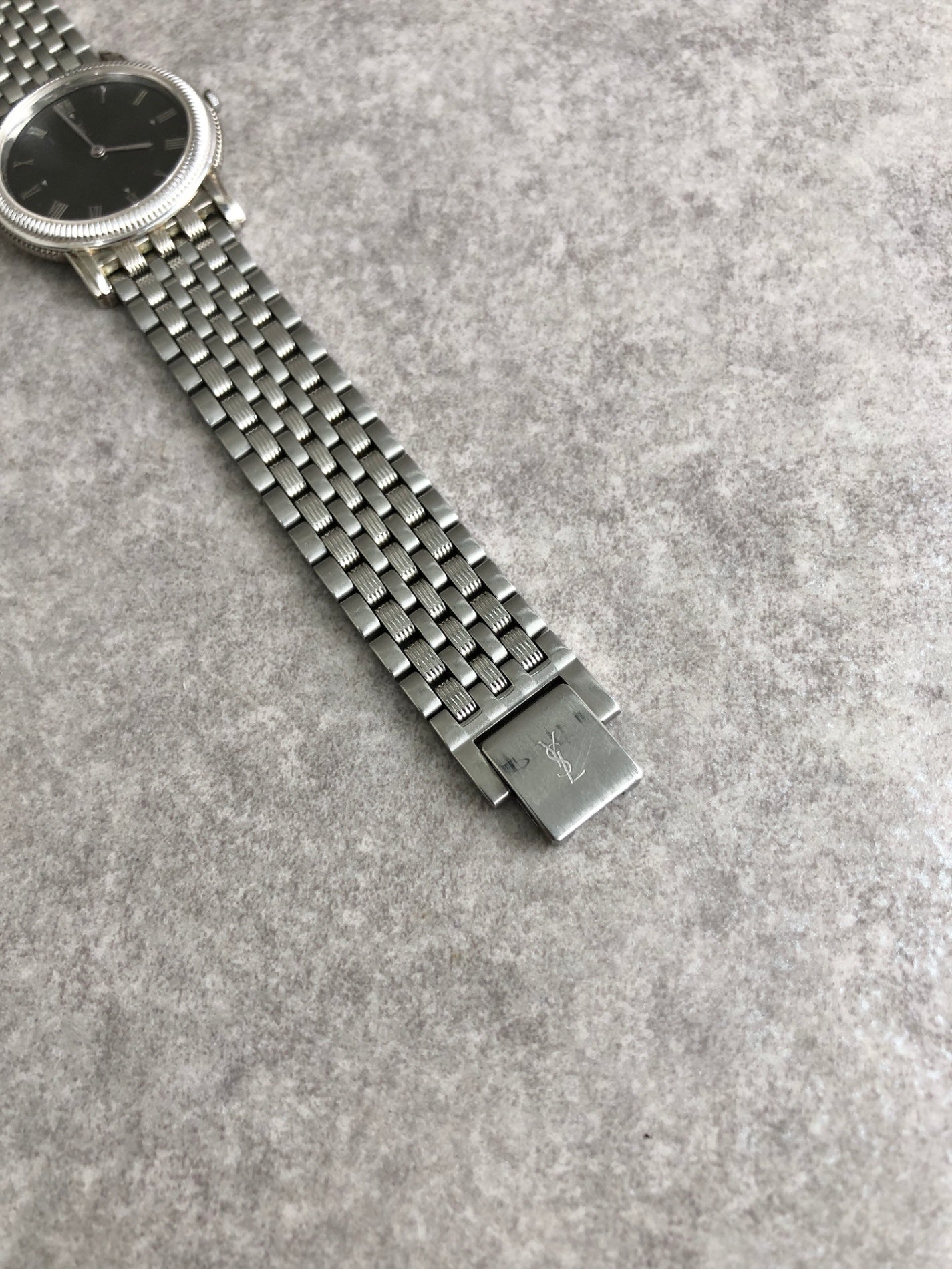 Yves Saint Laurent Quartz Watch Silver 4625-E67803 Vintage 7kg3d6