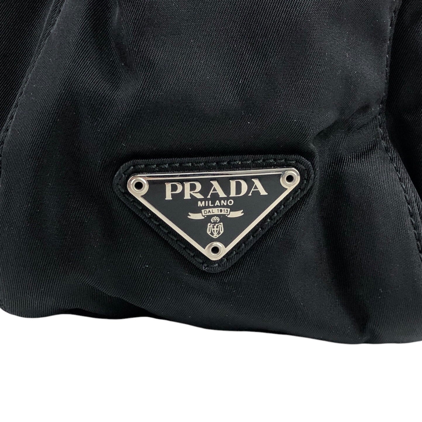 PRADA 三角形標誌單肩包 Hobobag 黑色復古 yrvu6f