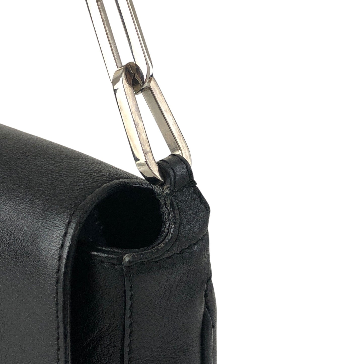 GUCCI Logo Chain Shoulder bag Black Vintage tjescz