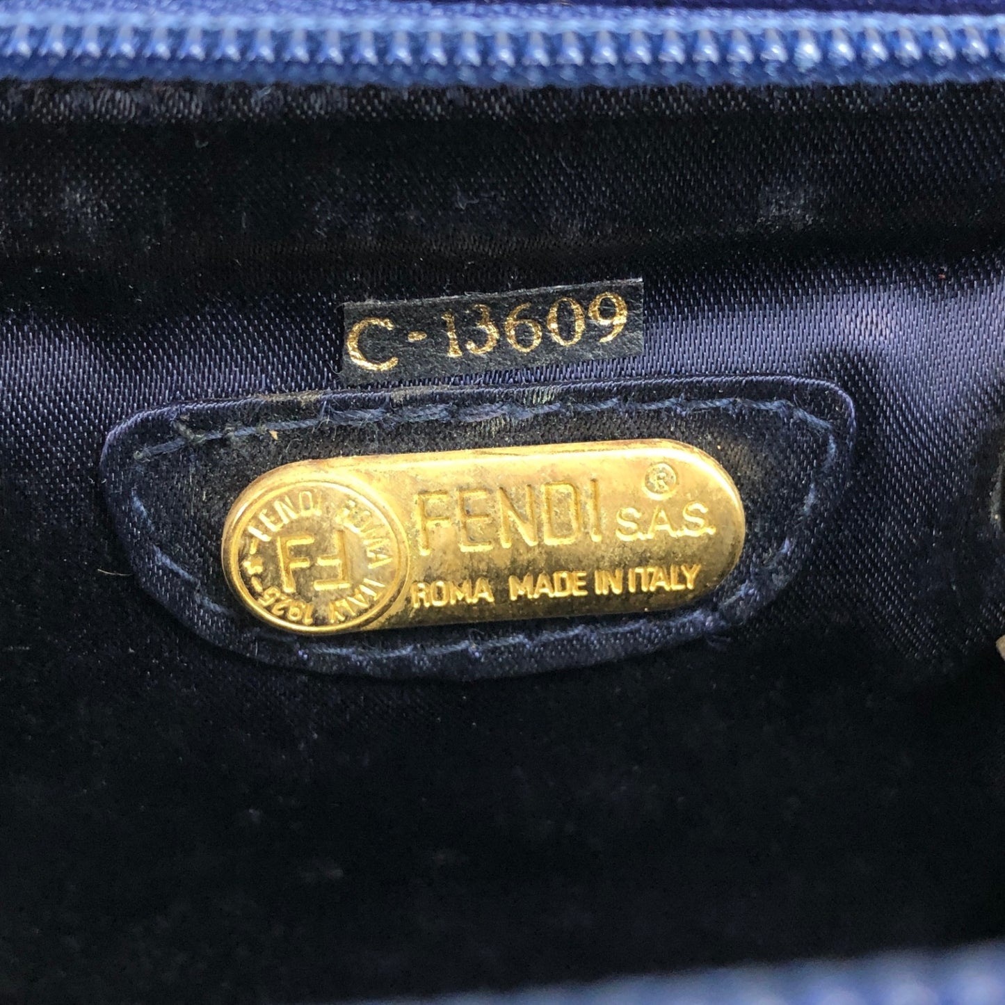 FENDI Small Shoulder bag Navy Vintage aakp8e