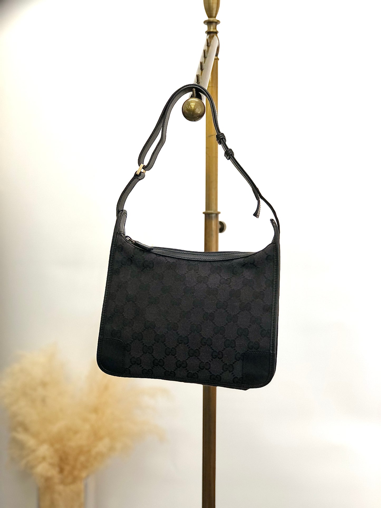 GUCCI GG 帆布手提包黑色復古 55j2fr