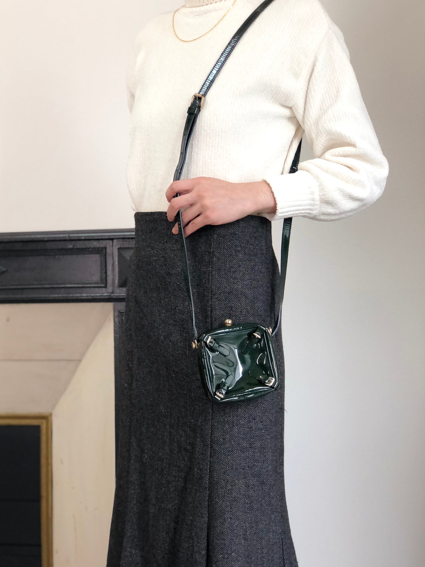 CELINE Metal Clasp Small Shoulder bag Green Vintage jye34i