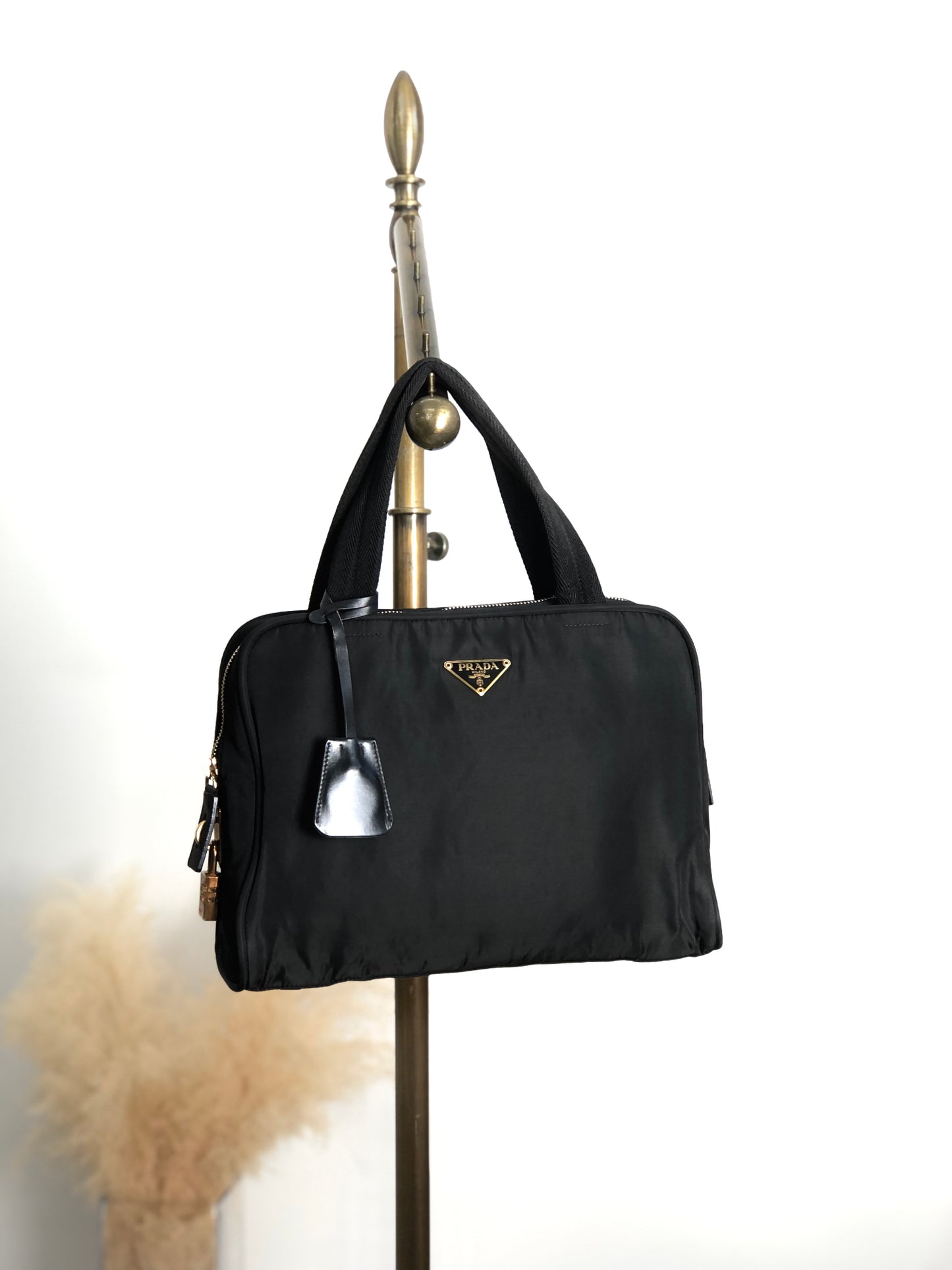 PRADA Tessuto Triangle Logo Handbag Black Vintage p7dydt