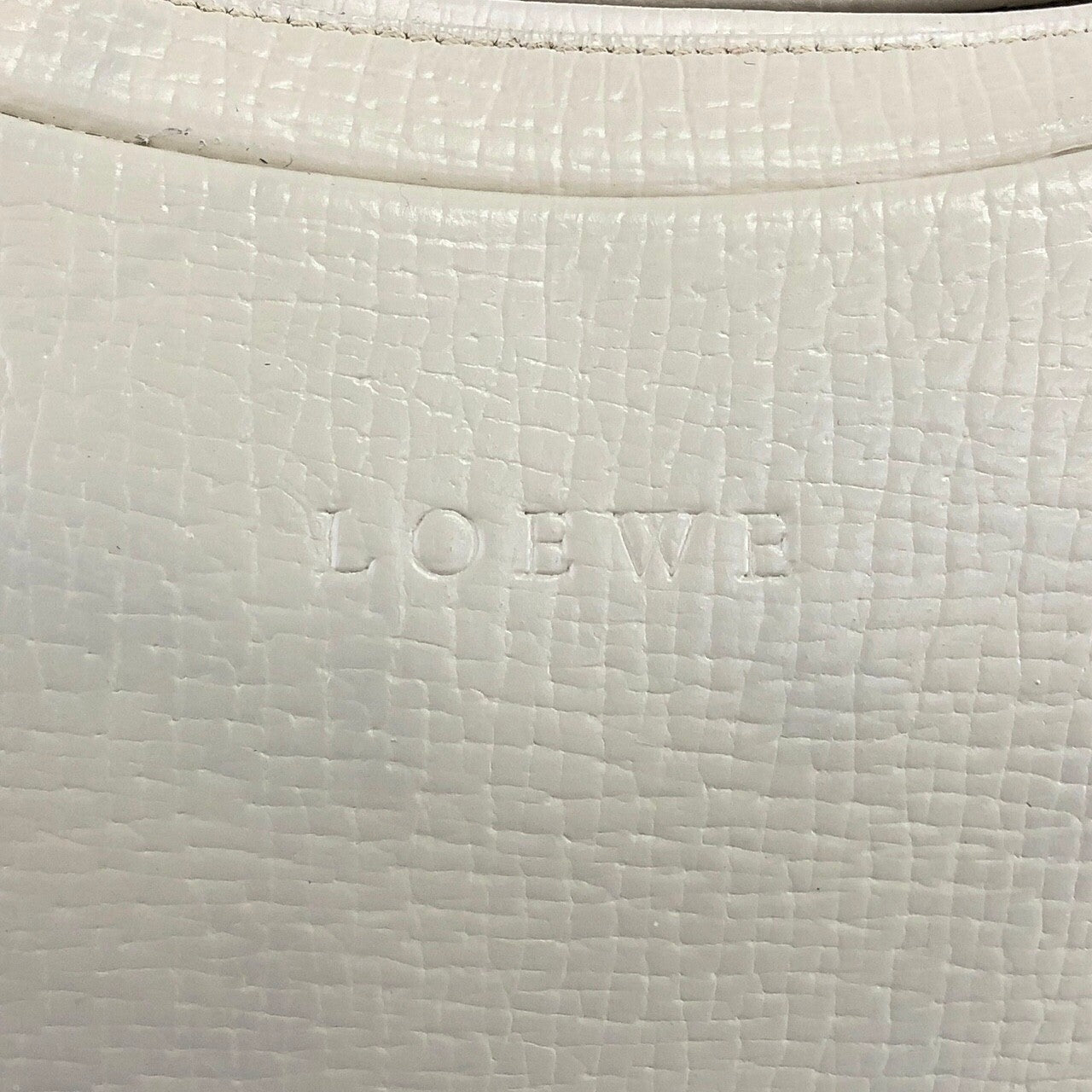 LOEWE Logo Embossed Shoulder bag Hobobag Ivory Vintage 4kksw6