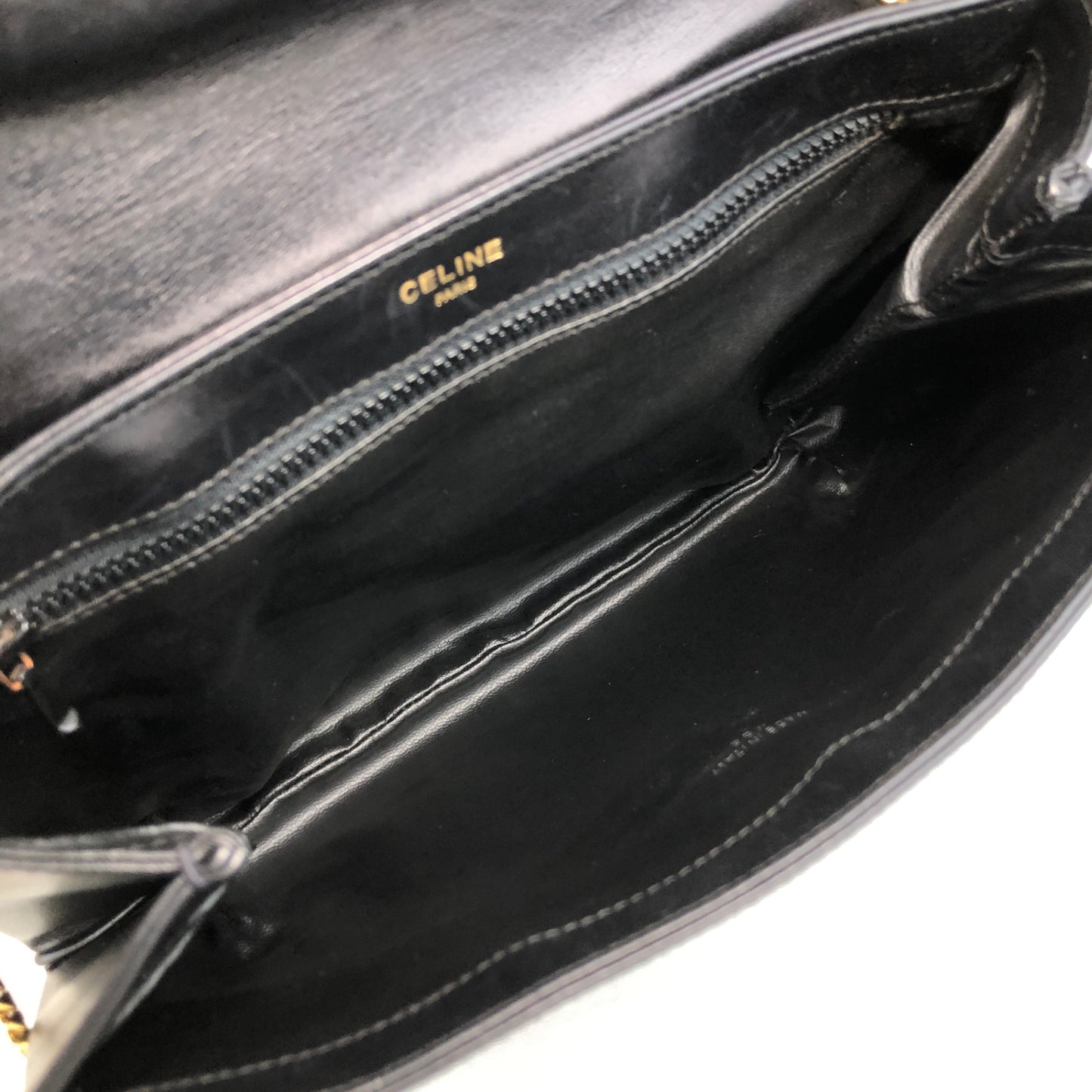 CELINE Blason Emblem Motif Chain Shoulder bag Black Vintage hp4pbe