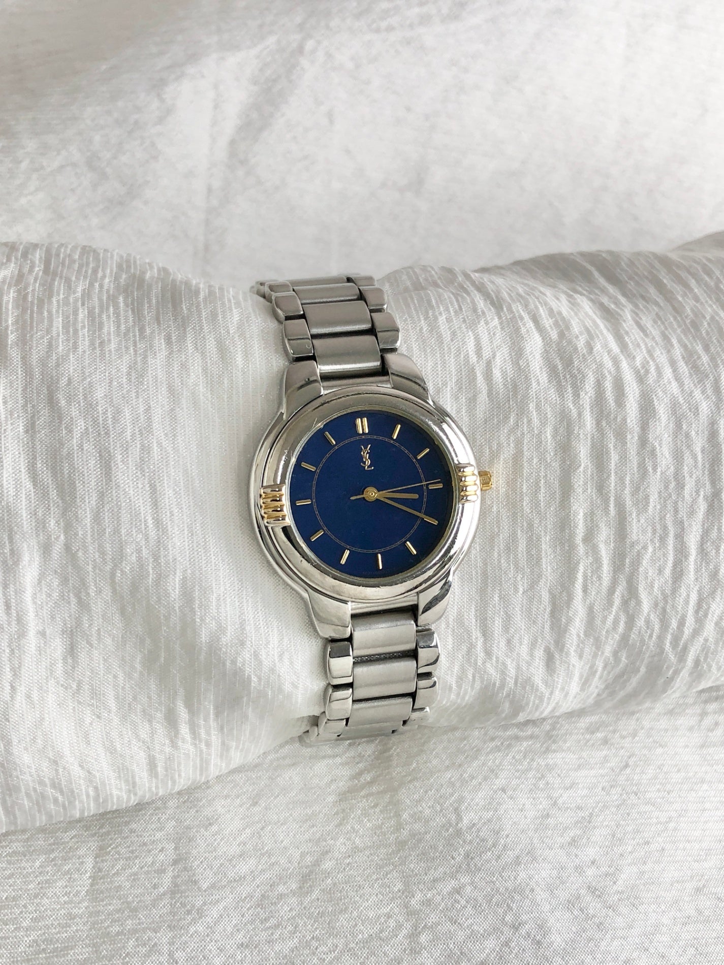 Yves Saint Laurent YSL Logo Quartz Watch Silver×Blue 6031-G11246