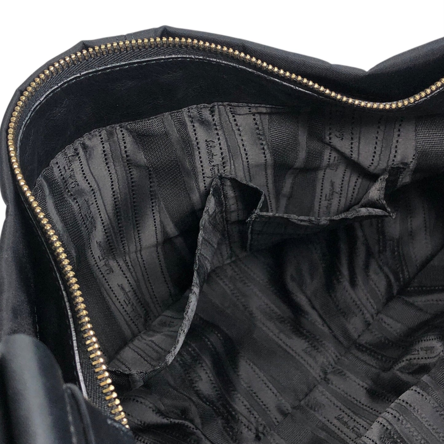 Salvatore Ferragamo Vala Ribbon Shoulder bag Hobobag Black Vintage j5vaua