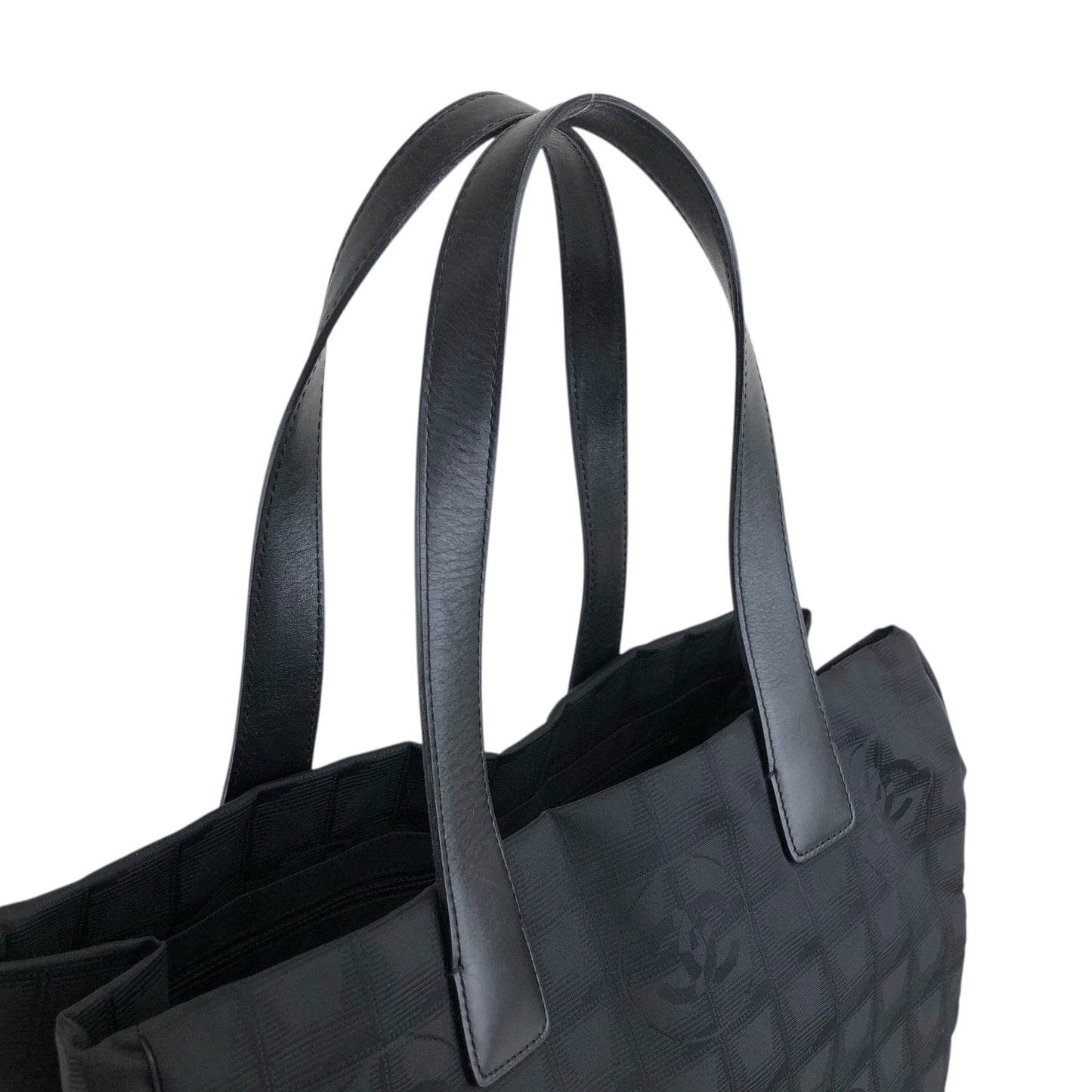 CHANEL New Travel Line Totebag Black Vintage j88xfn