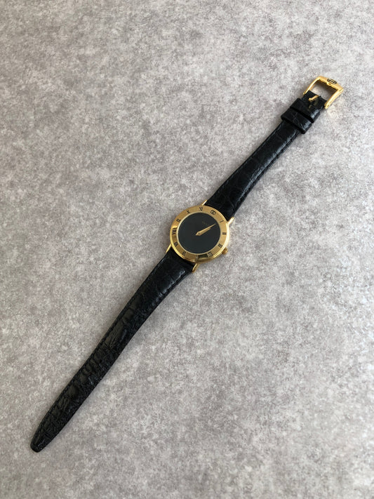 GUCCI Watch Black×Gold 3000.2.L Vintage f82p2m